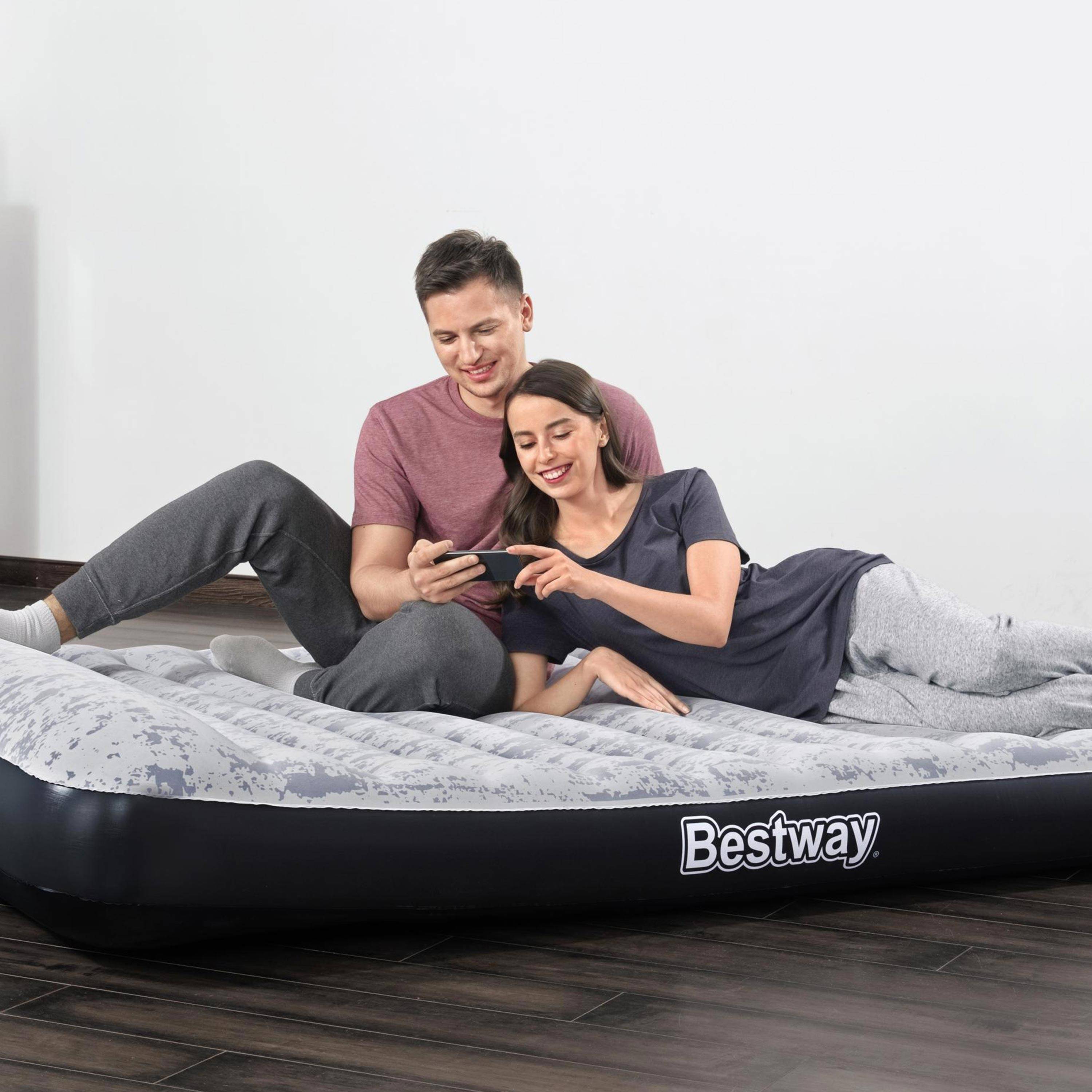 Aufblasbare Matratze 2 Personen 203x152x30cm  mit integrierter Elektropumpe Photo3