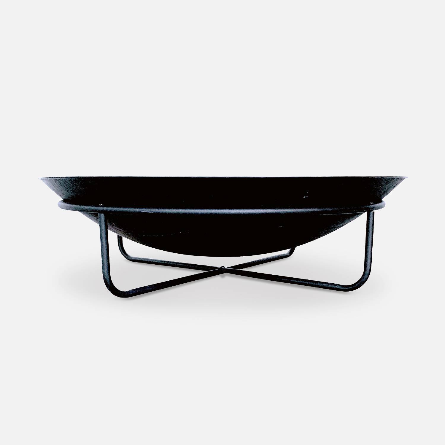 Braséro Ø90cm sur 4 pieds en fonte noir – BROMO - pieds en acier, design épuré Photo7 Braséro Ø90cm sur 4 pieds en fonte noir – BROMO - pieds en acier, design épuré Photo7