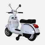 Vespa blanche PX150, scooter électrique pour enfants 12V 4.5Ah, 1 place avec autoradio Photo2
