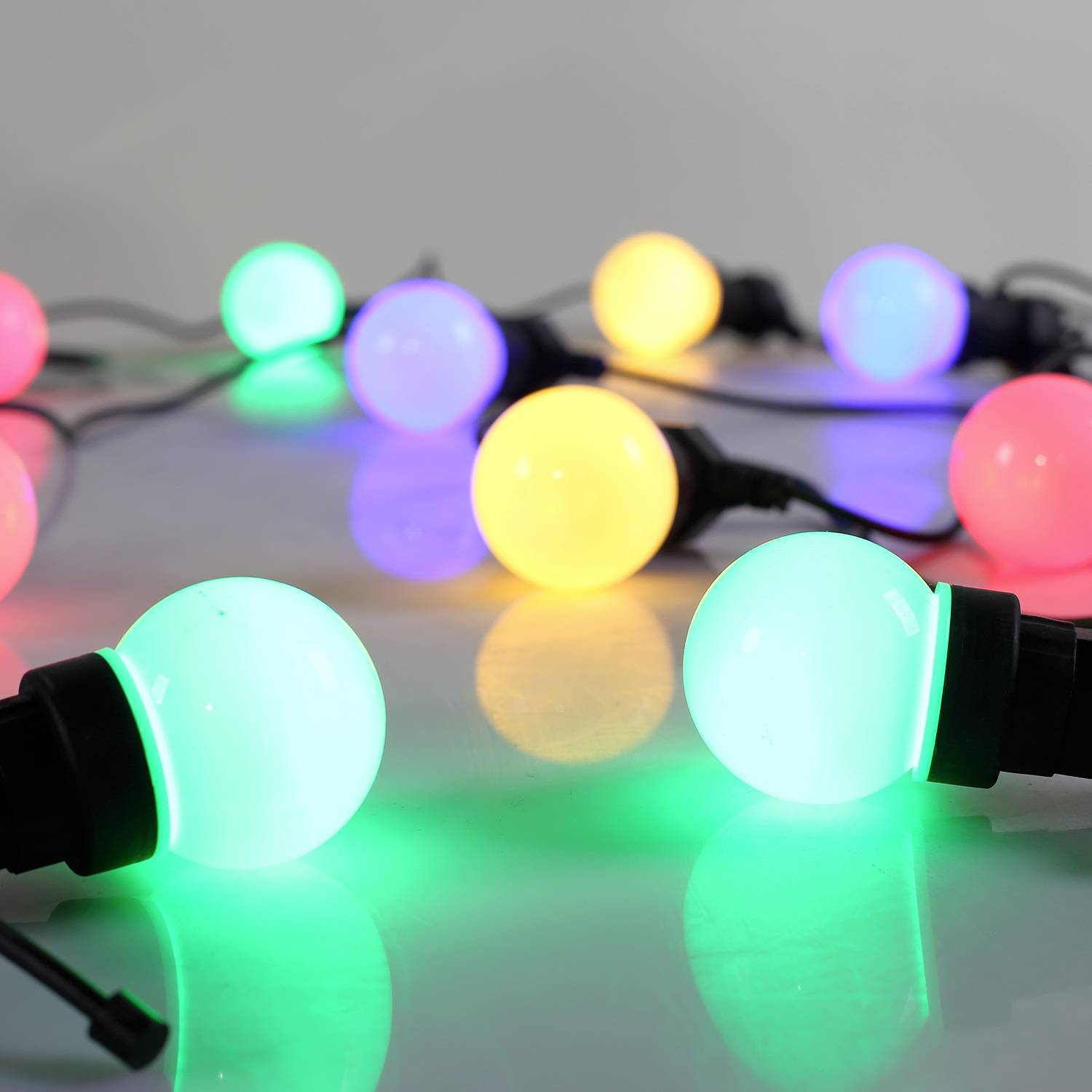 HERACLES -  Guirlande lumineuse guinguette extérieure avec 10 ampoules, 50 LED multicolores, à piles (non fournies), fonction timer,  8 modes,  4,5 m de long Photo5