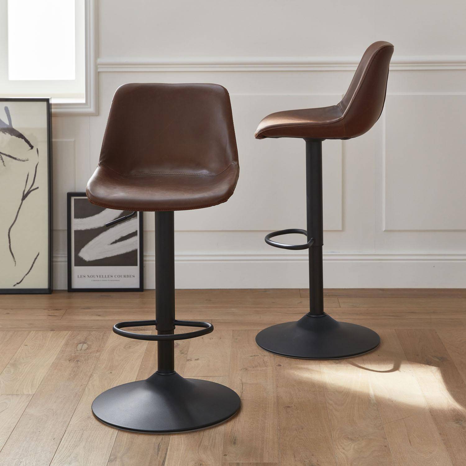 Lot de 2 tabourets de bar réglables - Noah - simili cuir marron - hauteur réglable 60,5/81,5cm, repose-pieds Photo1
