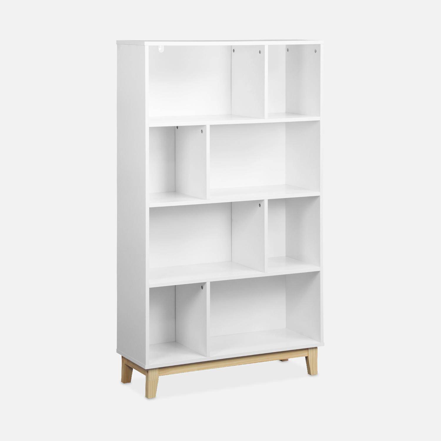 Witte boekenkast, Scandinavisch design, asymmetrische plank - Floki - dennenhouten poten, 4 planken, 8 vakken, 80x30x138cm   Photo4