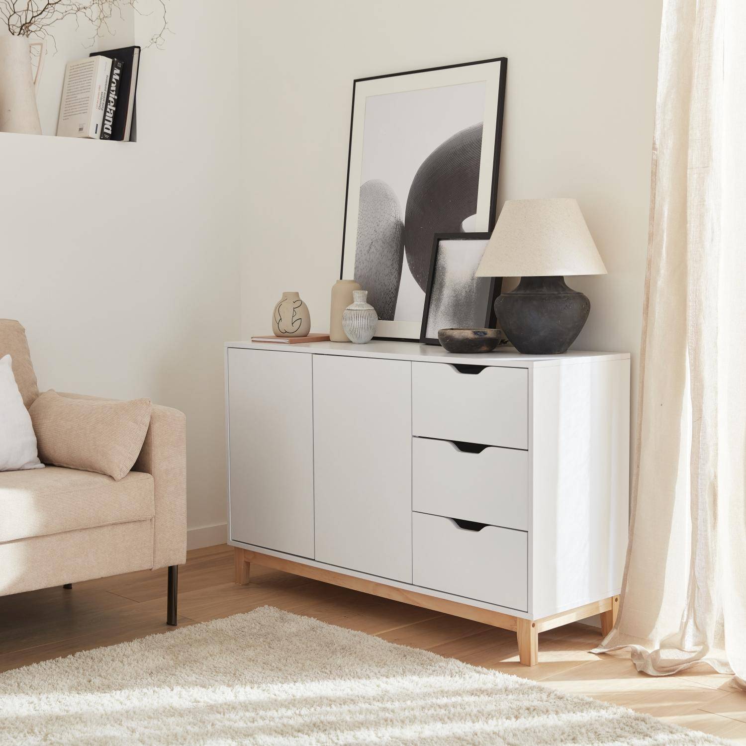 Buffet de rangement blanc, pieds bois - Floki - avec 3 tiroirs, buffet 2 portes, buffet bas, 120x40x75 cm Photo2