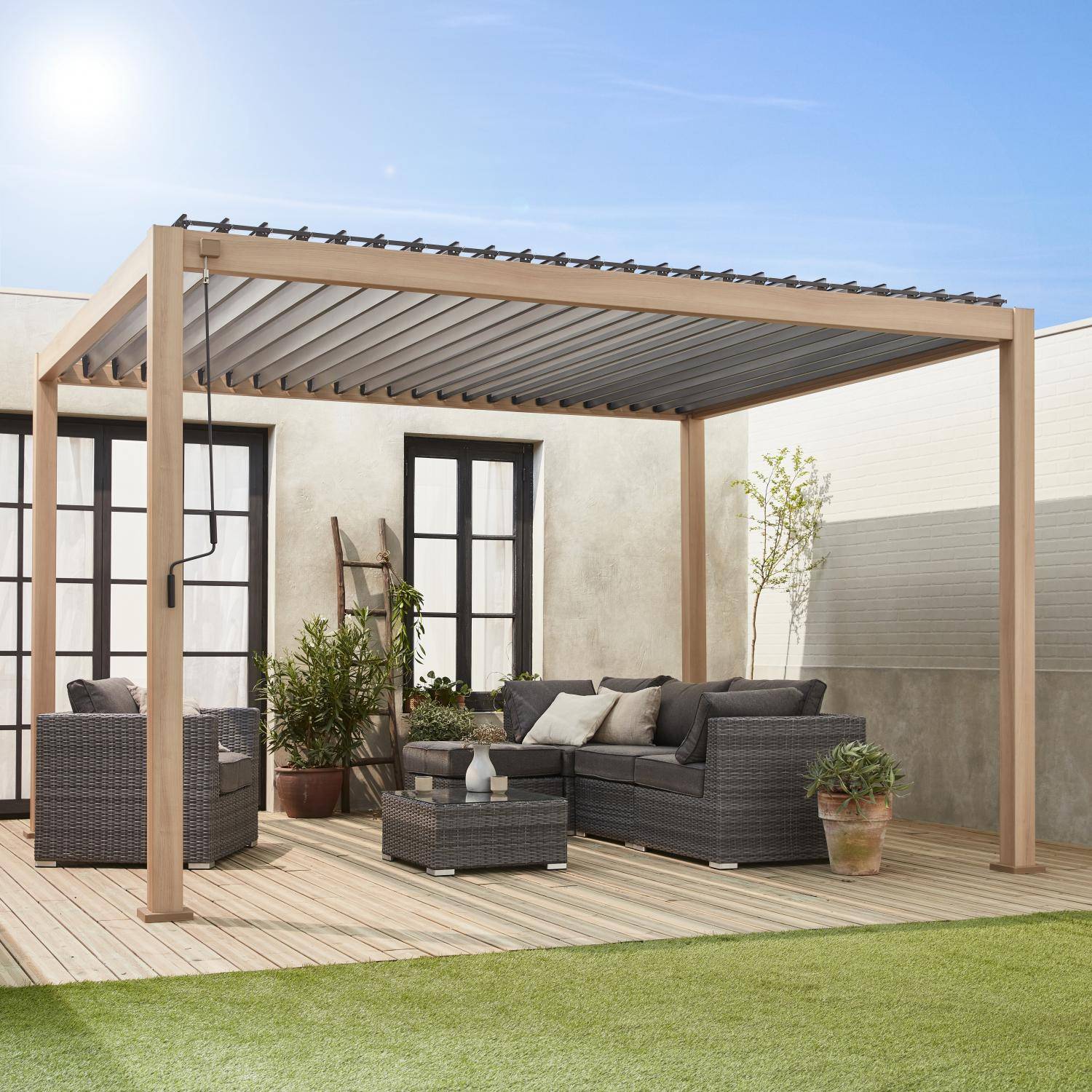 Bioklimatische Pergola mit Lamellendach holzfarben hell Triomphe 3x4m Photo2