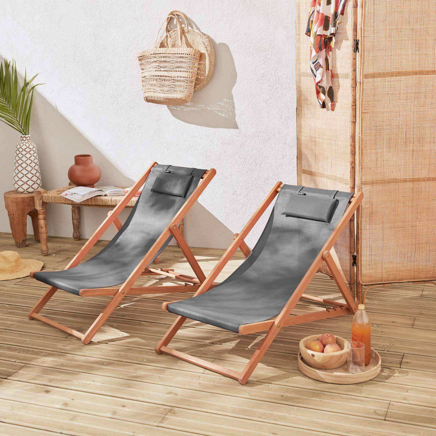 Pair of pre-oiled FSC eucalyptus deck chairs with headrest cushions - Creus - Wood/Anthracite Photo1