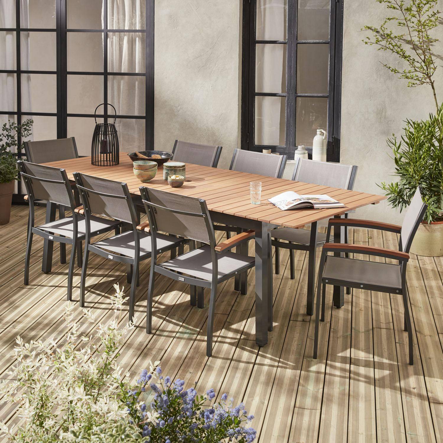 Conjunto de mobiliário de jardim em madeira Sevilha mesa extensível em alumínio 200/250 cm com extensão, 8 cadeirões, em alumínio, madeira de eucalipto FSC oleada e textilene cinzento taupe Photo1
