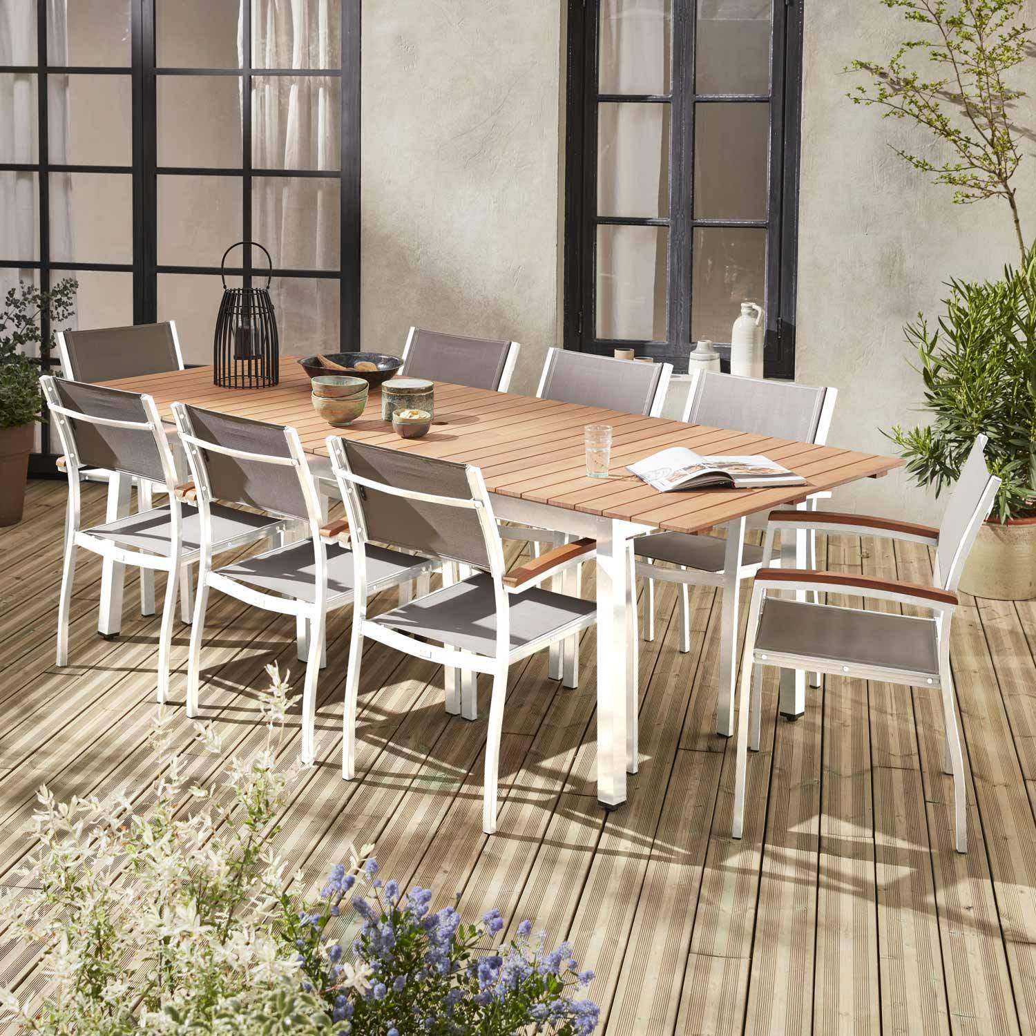Sevilla Gartengarnitur aus Holz und Aluminium, großer Tisch mit Verlängerung 200-250 cm, Textilene taupegrau | sweeek