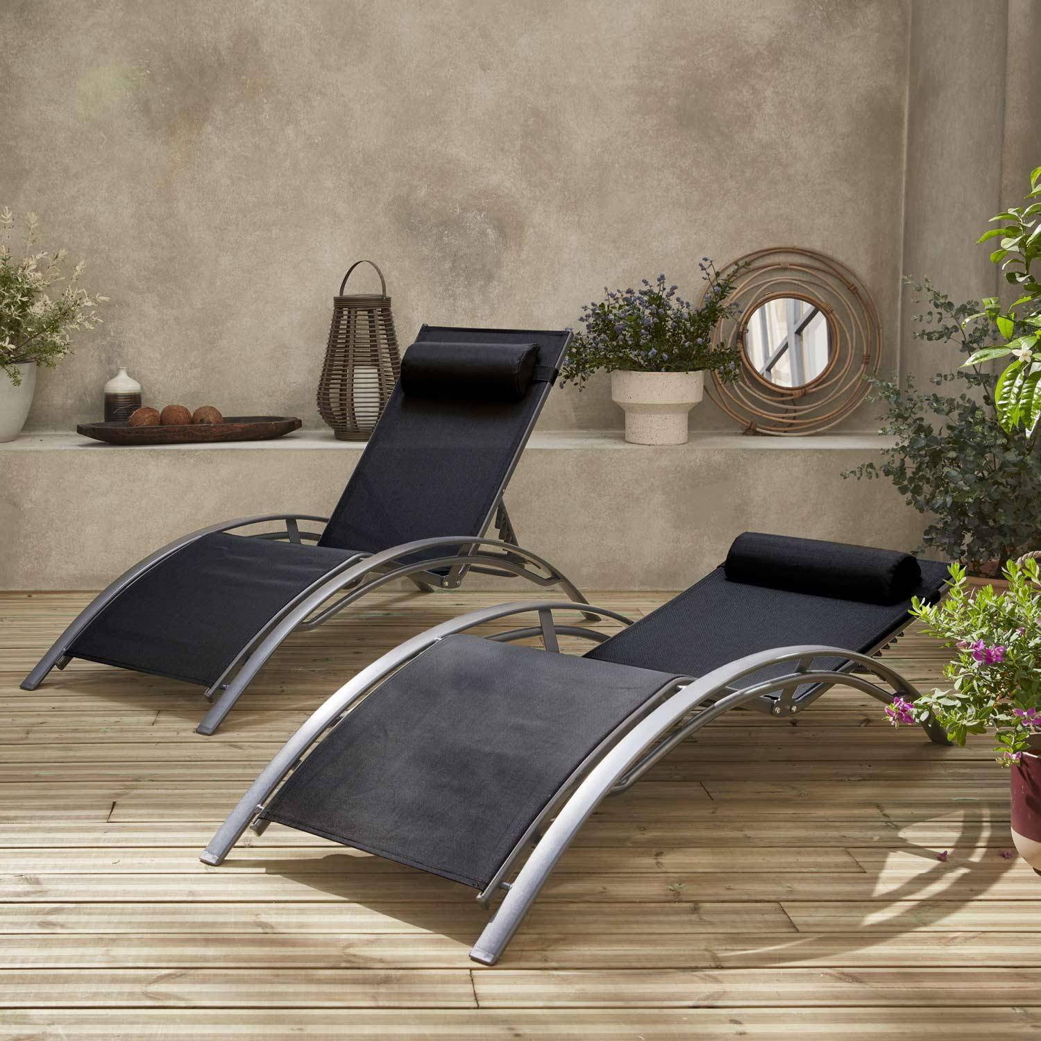 Set van 2 ligstoelen van aluminium en textileen Photo2