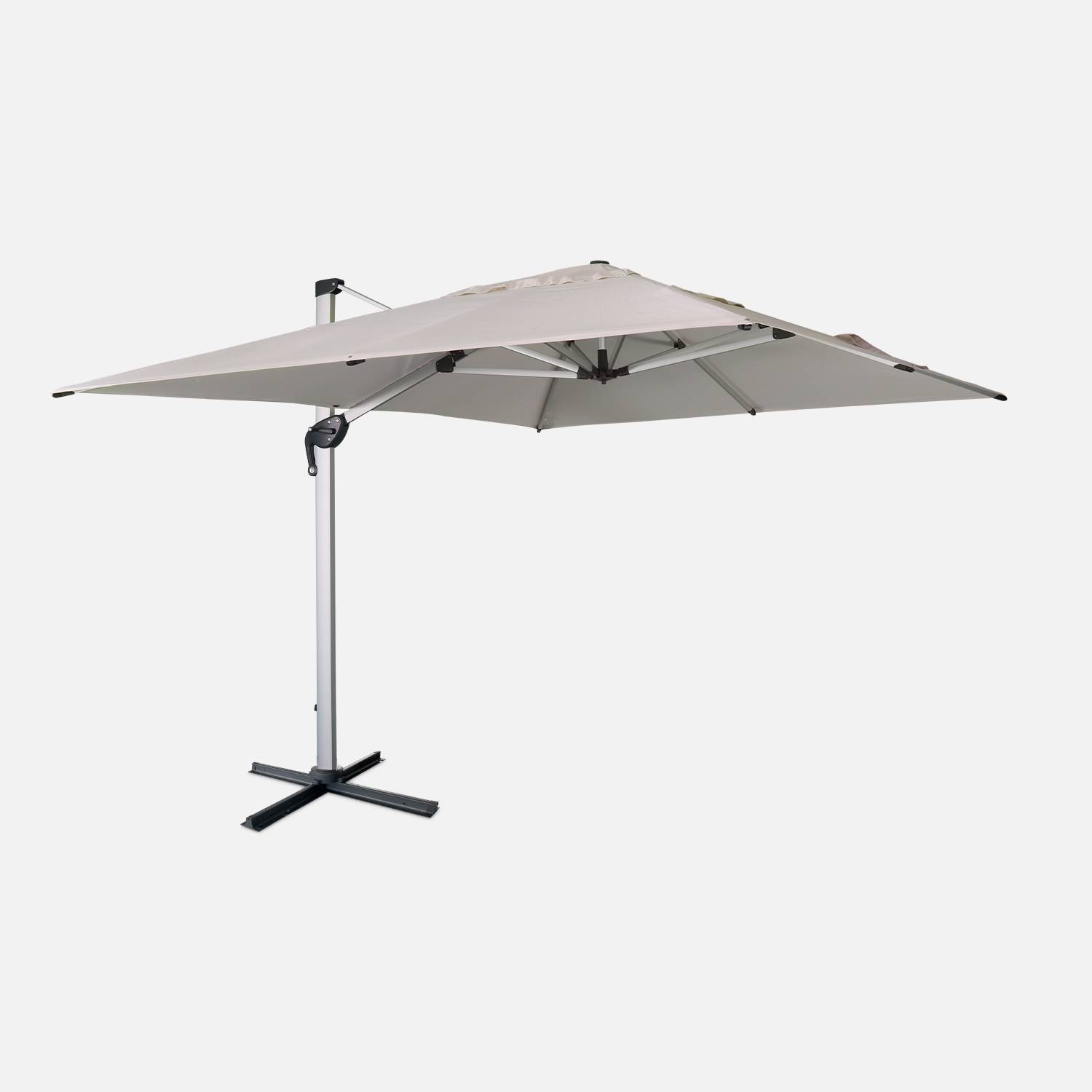 Parasol déporté haut de gamme 3x4m - PYLA Beige - Toile Sunbrella ®, structure aluminium, rotatif | sweeek