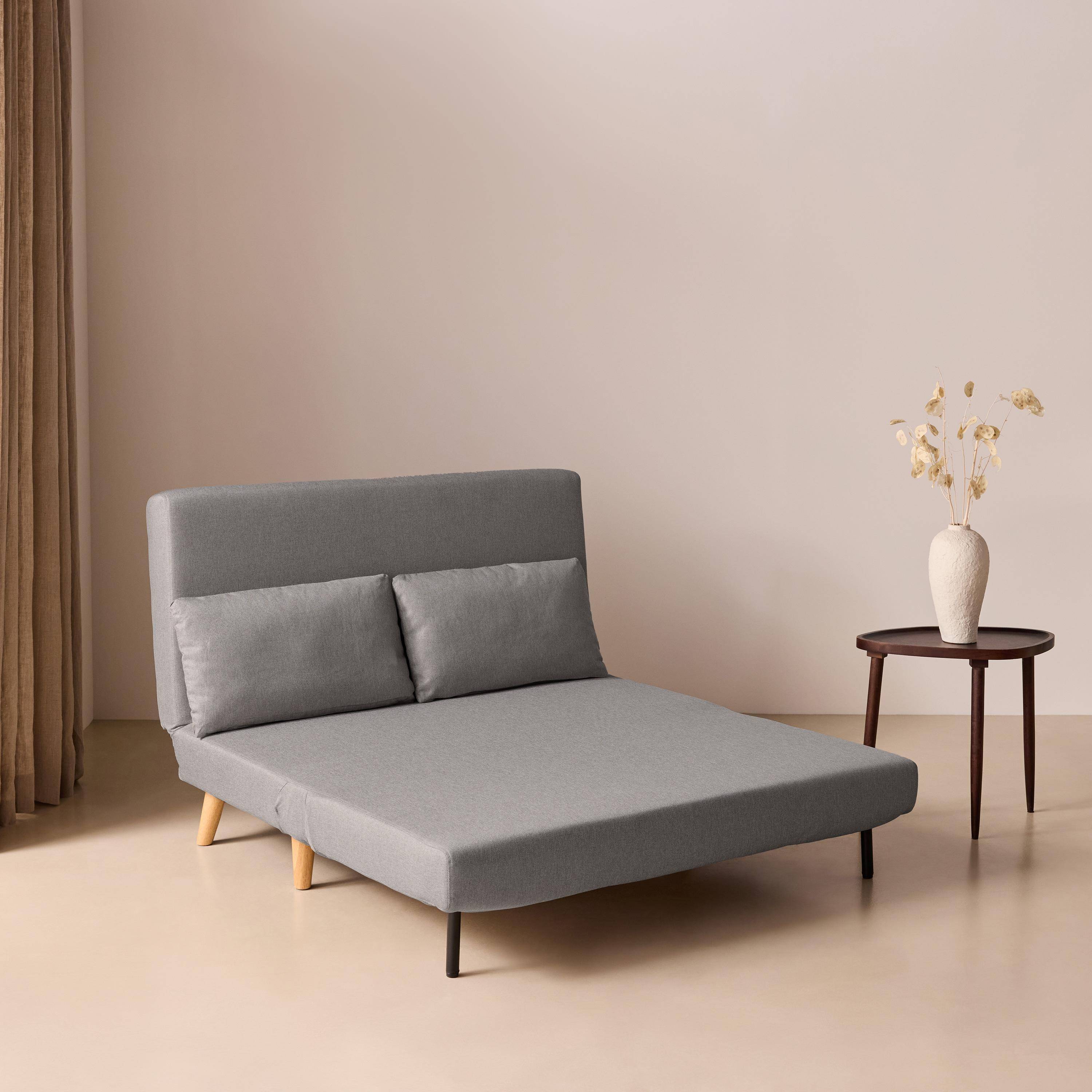 Canapé convertible en tissu - Guesta - 2 places scandinave, pieds bois foncé, gris clair, banquette, dossier inclinable,sweeek,Photo3