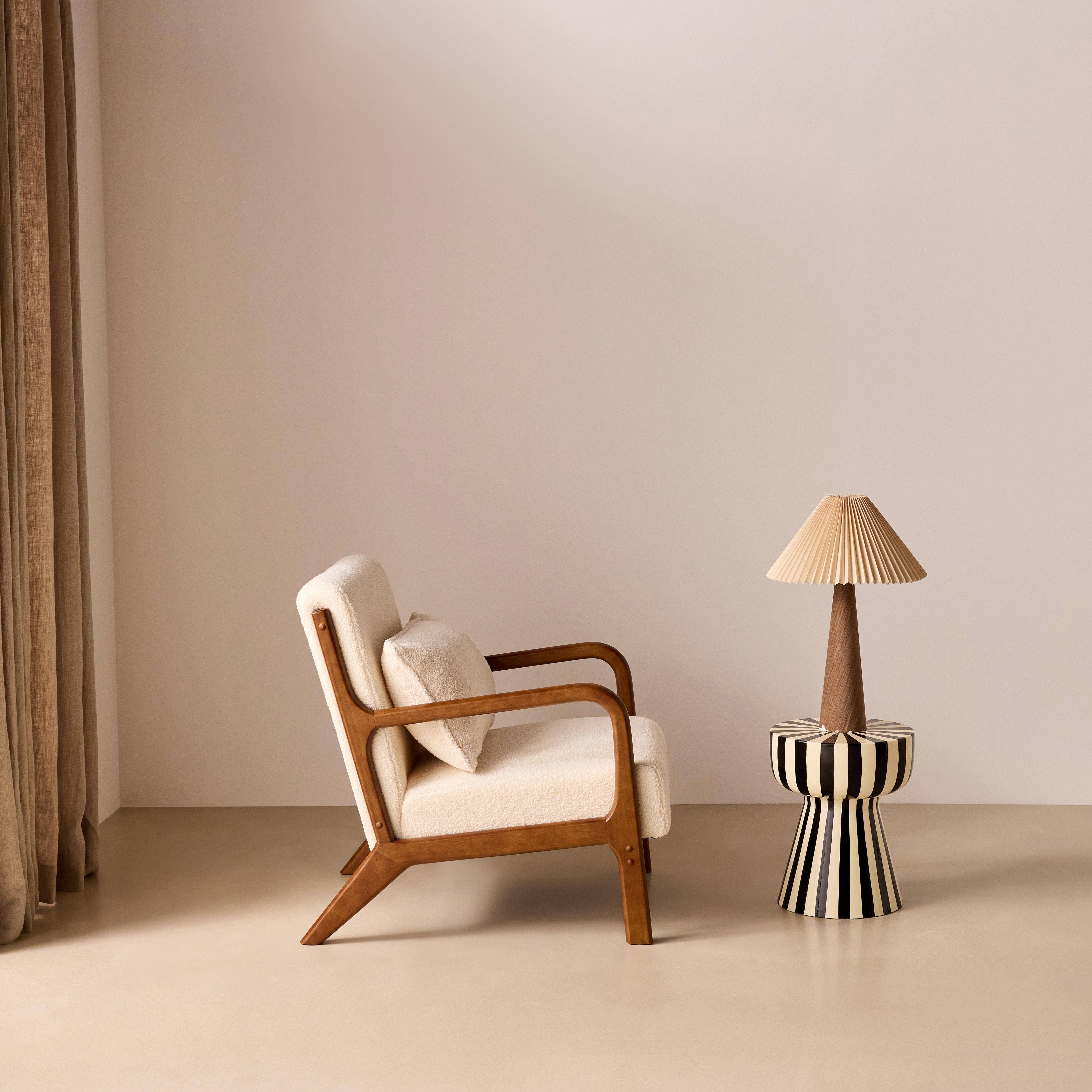 Poltrona scandinava in tessuto bouclé e legno di gomma scuro Crema - 65x80x79 cm Photo2