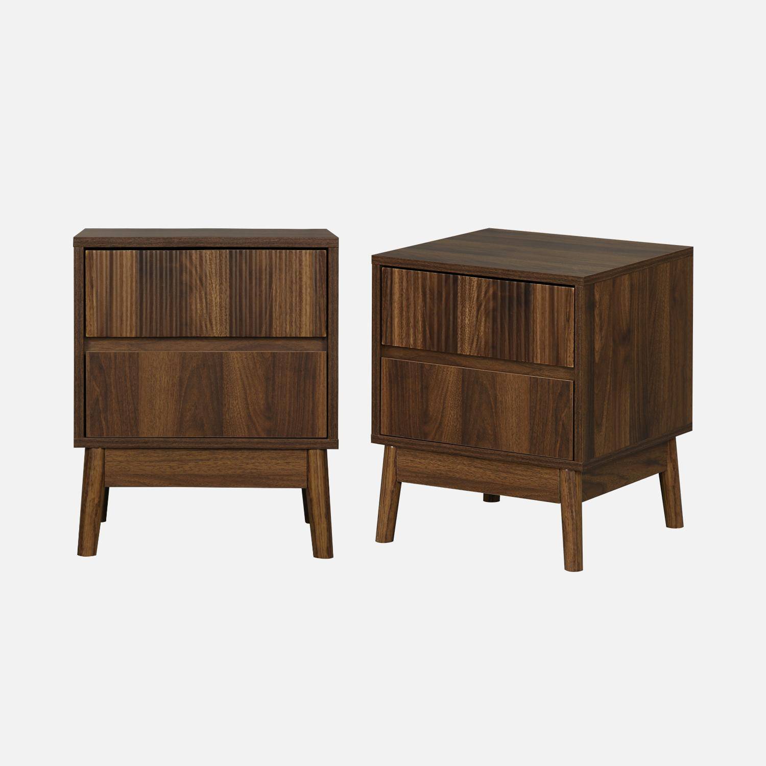 Pair of grooved wooden bedside tables with 2 drawers, 40x39x48cm - Linear - Dark Wood colour Photo4