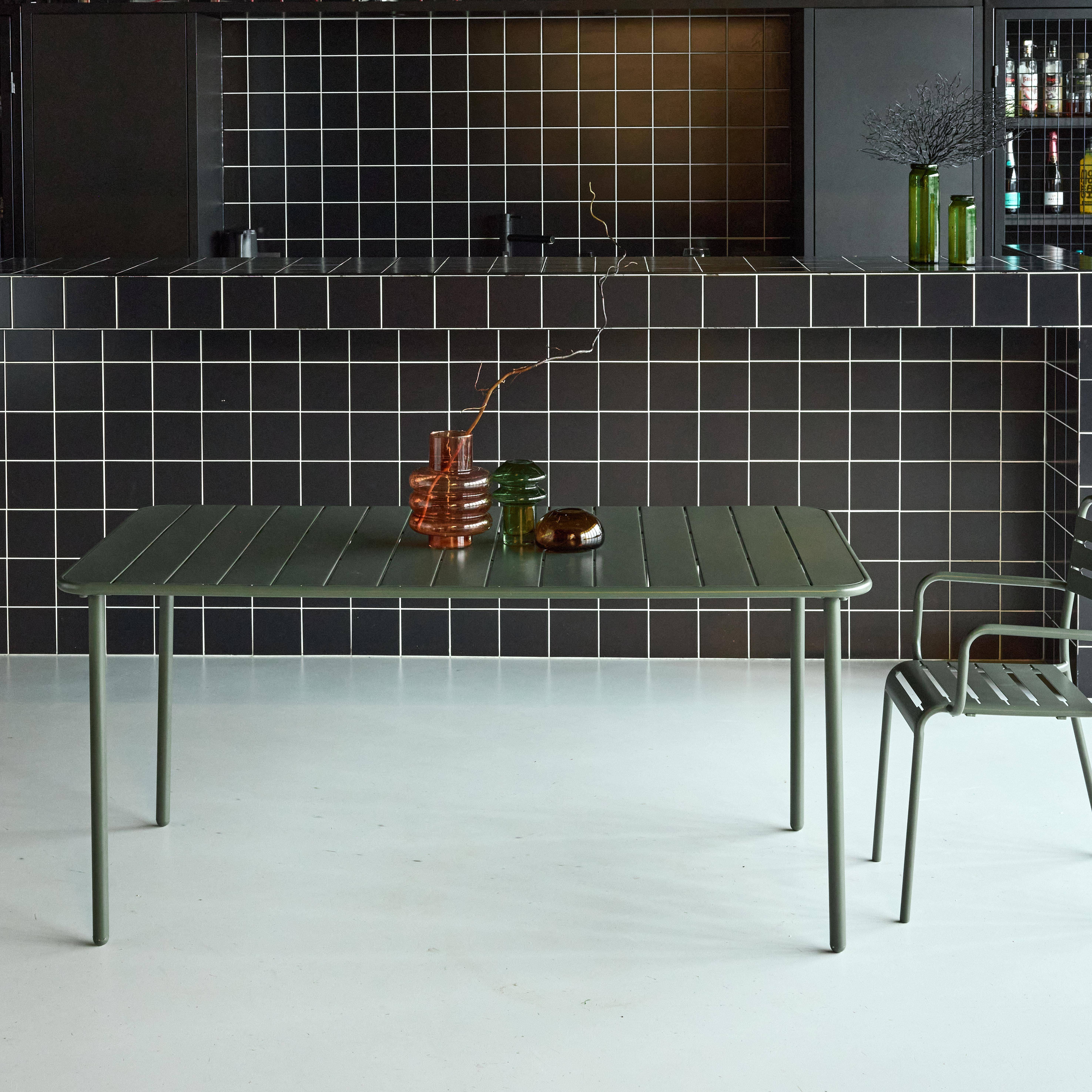 6-8 seater rectangular steel garden table, Khaki Green | sweeek