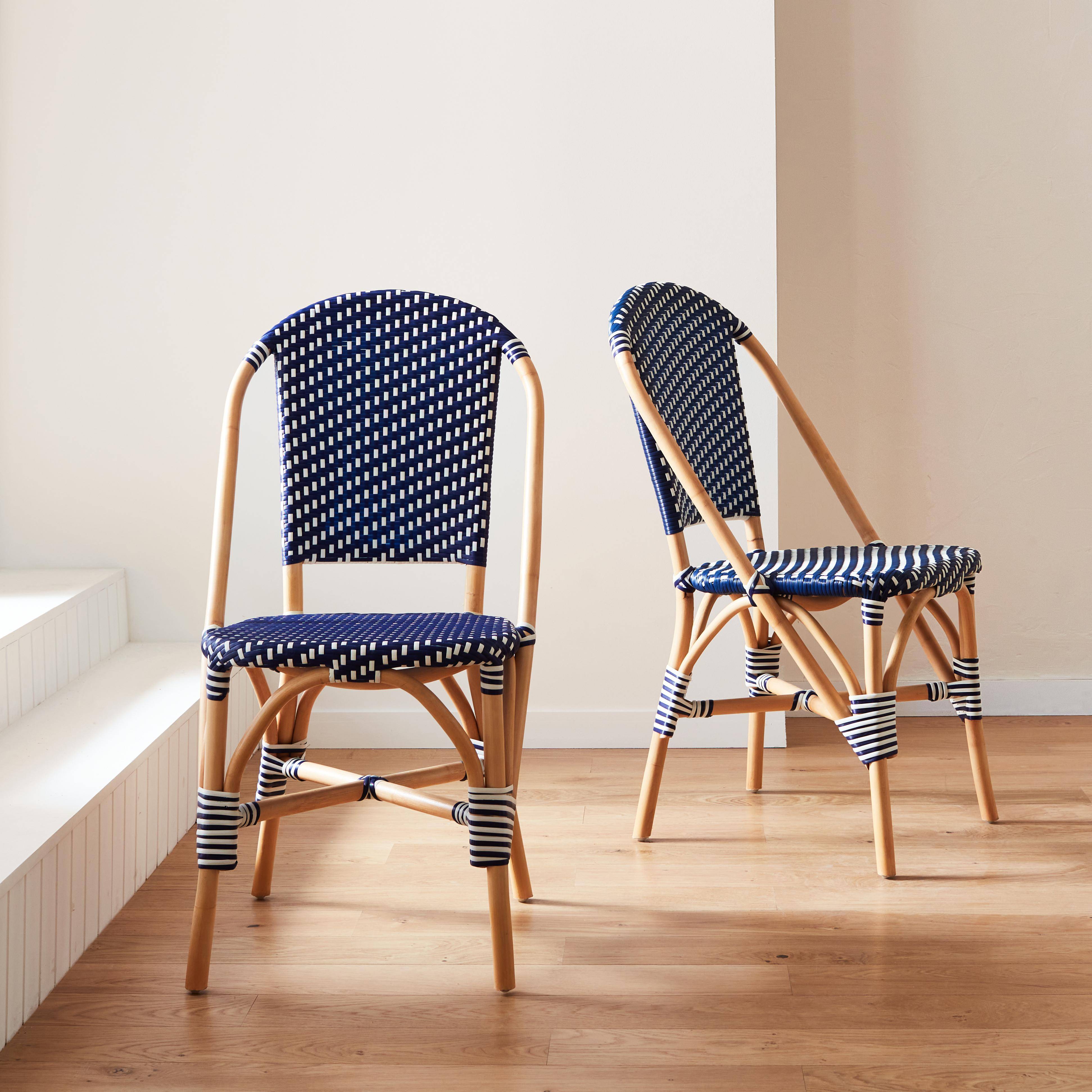 Lot de 2 chaises empilables bistrot en rotin et polyrotin bleu et blanc, L 48 x P 58 x H 90cm,sweeek,Photo2