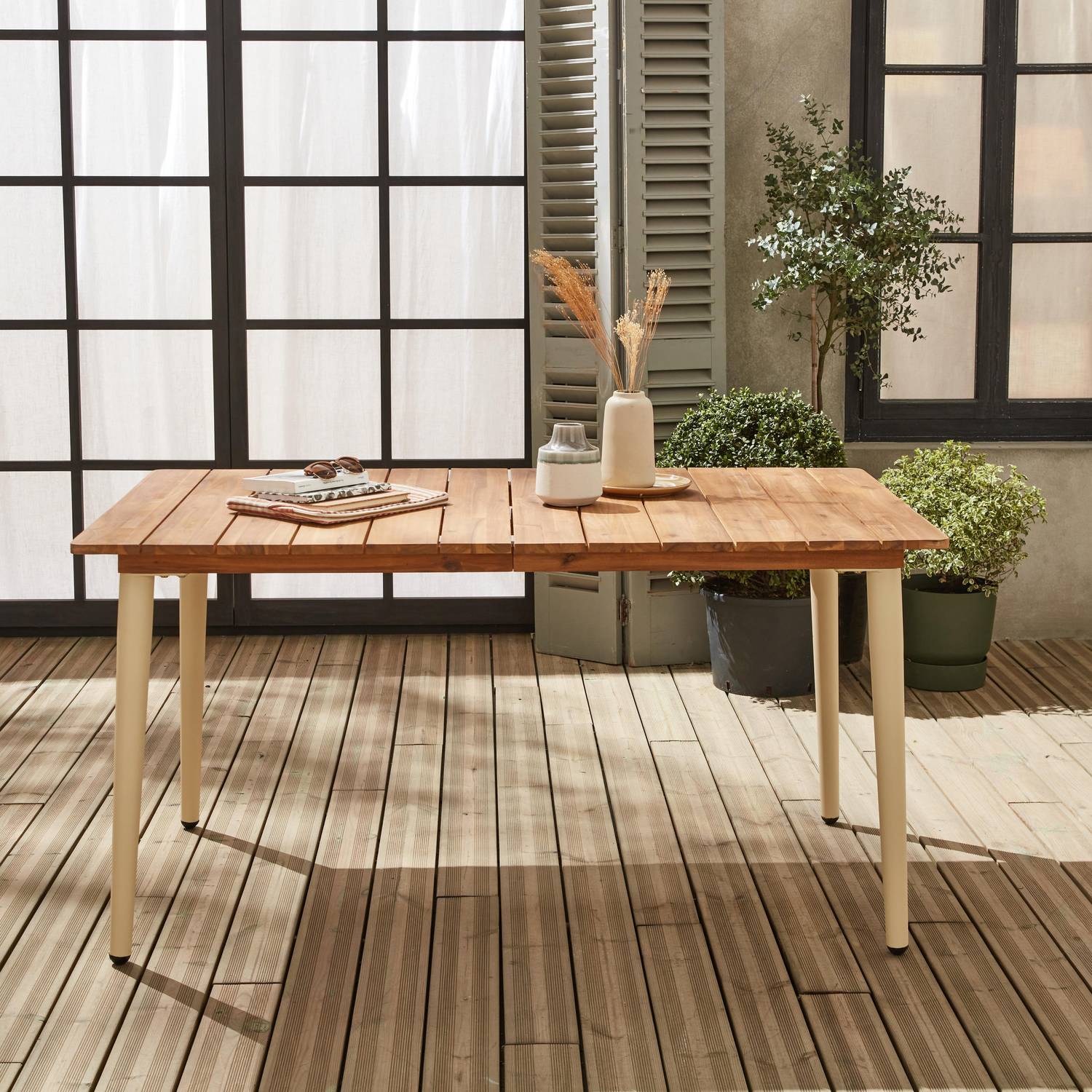Table de jardin bois d'acacia et acier galvanisé MARINGA, ivoire, L150 x P90 x H76cm  Photo1