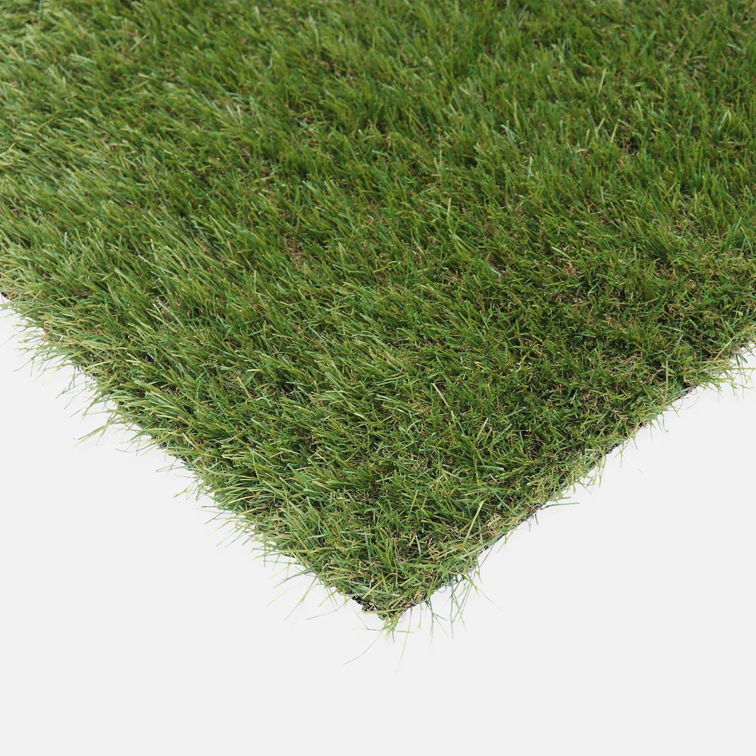 Synthetisch gras 1x4m, dragen, smaragdgroen, kaki groen en beige strengen, 35mm,sweeek,Photo1