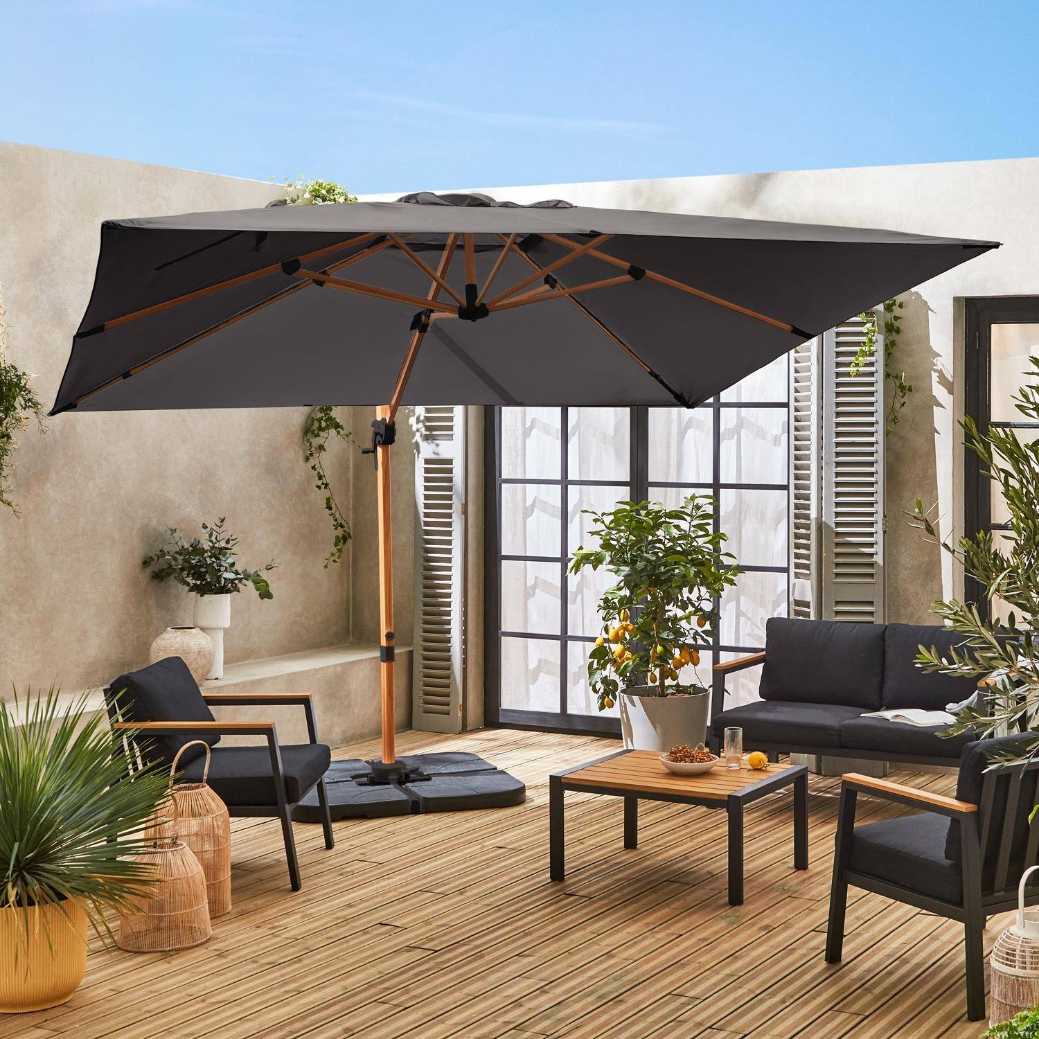 Parasol kwadratowy z wyciągnikiem 3x3m konstrukcja w kolorze jasnego drewna - Falgos - SZARY - Parasol przechyla się, składa i obraca o 360° Photo2 Parasol kwadratowy z wyciągnikiem 3x3m konstrukcja w kolorze jasnego drewna - Falgos - SZARY - Parasol przechyla się, składa i obraca o 360° Photo2