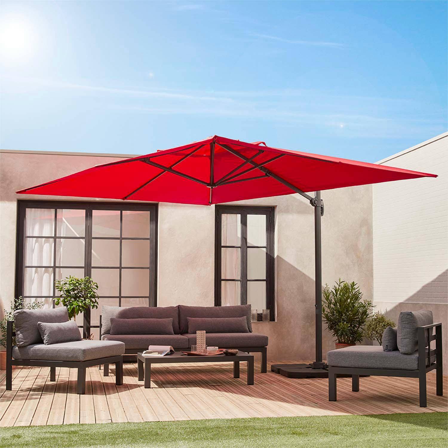 Parasol déporté rectangulaire 3x4m - Wimereux - rouge- Parasol excentré inclinable dans 6 positions, rotatif à 360°. Photo1 Parasol déporté rectangulaire 3x4m - Wimereux - rouge- Parasol excentré inclinable dans 6 positions, rotatif à 360°. Photo1