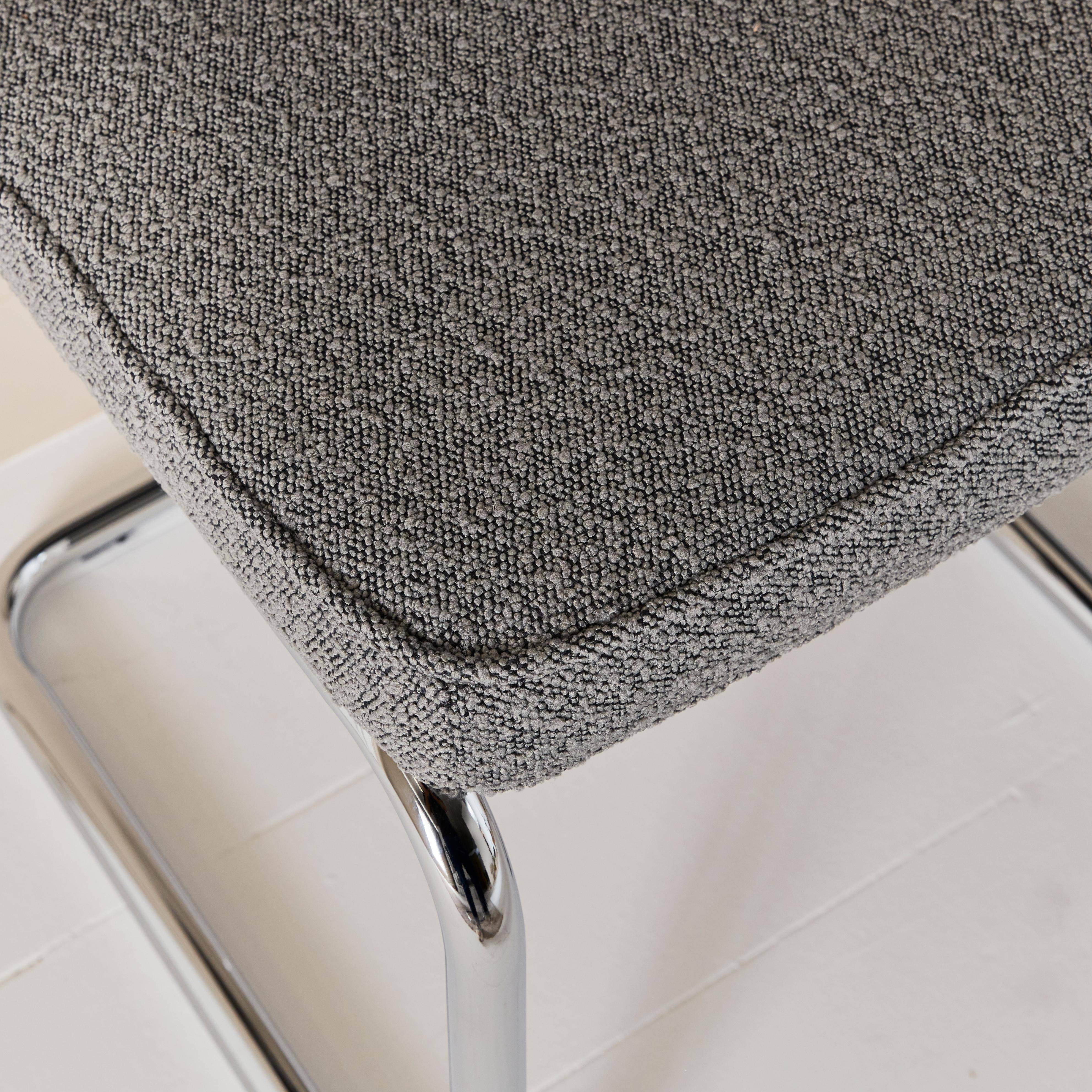Lot de 2 chaises cantilever tissu bouclette texturée gris L46 x P54,5x H84,5cm,sweeek,Photo3