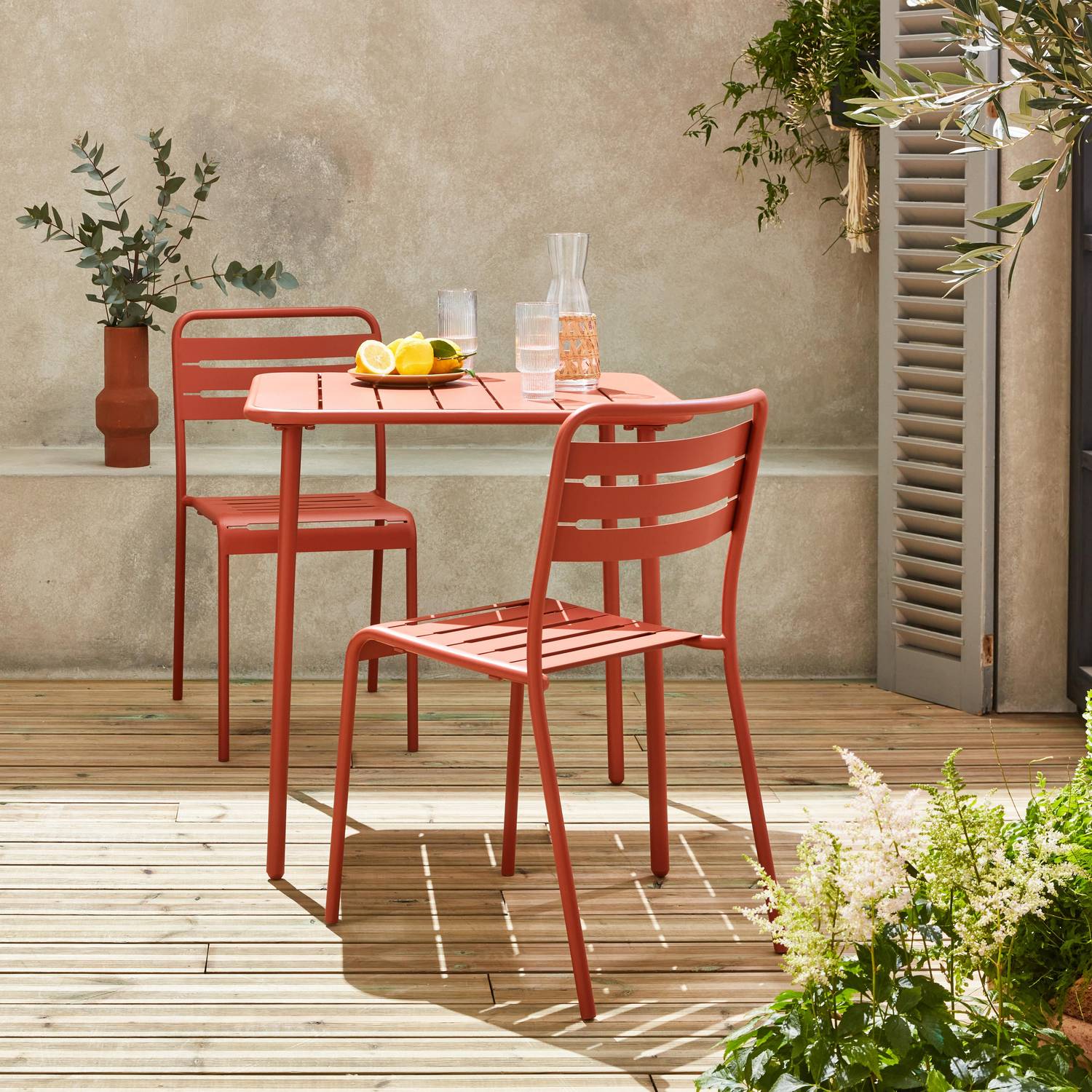 Amélia antraciet metalen tuintafel met 2 stoelen, latten en afgeronde hoeken, roestbestendige afwerking Photo2