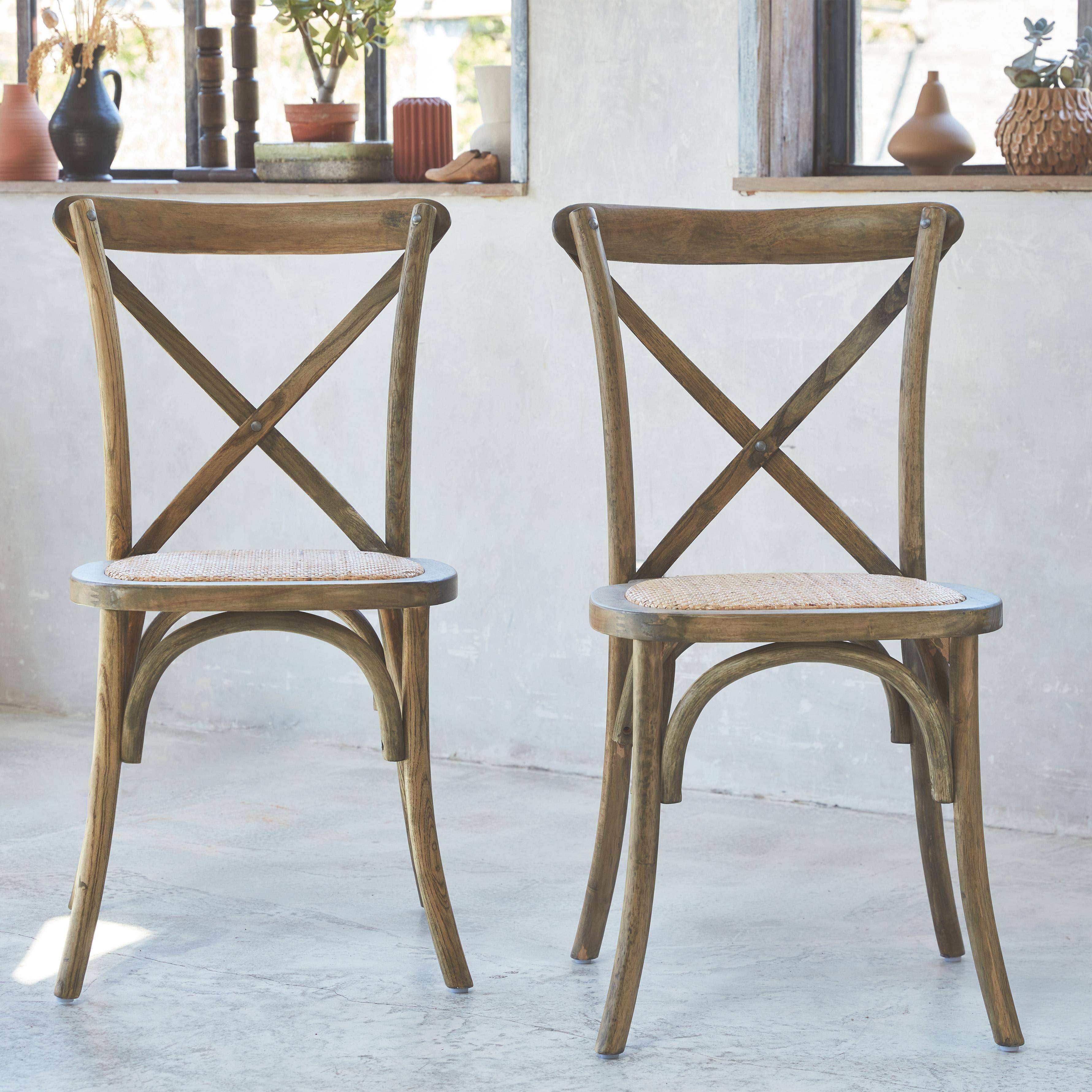Lot de 2 chaises de bistrot en bois d'hévéa marron vieilli, vintage, assise en rotin, empilables,sweeek,Photo1