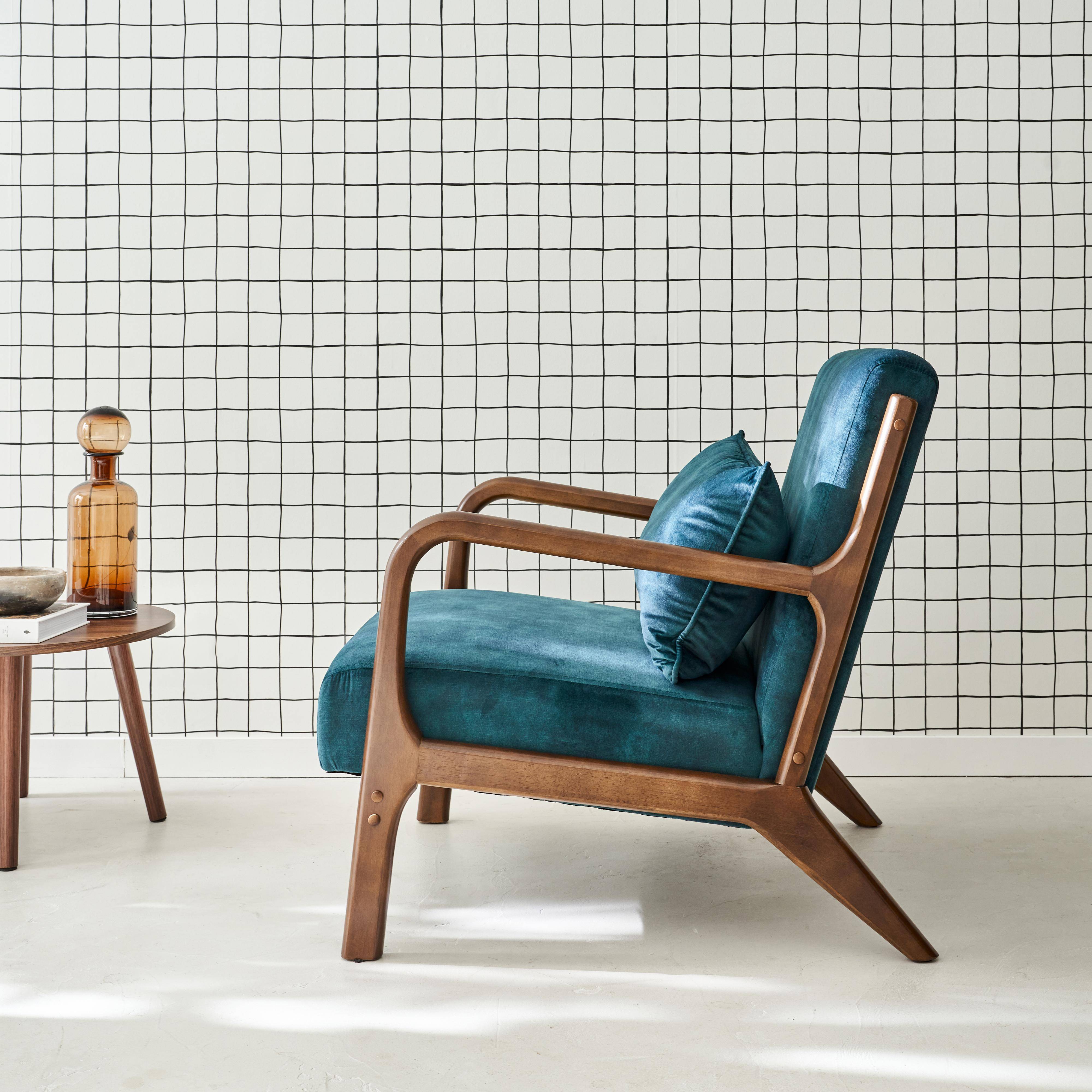 Sessel mit petrolblauem Samtbezug, Beine aus nussbaumfarbenem Hevea-Holz, 1-sitzig gerade fest, skandinavische Zirkelbeine Photo2