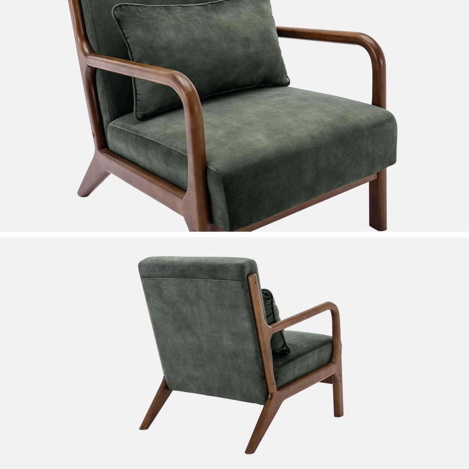 Sessel mit khakifarbenem Samtbezug, Beine aus Hevea-Holz, hell nussbaumfarben, 1-sitzig gerade fest, skandinavische Zirkelbeine,sweeek,Photo6