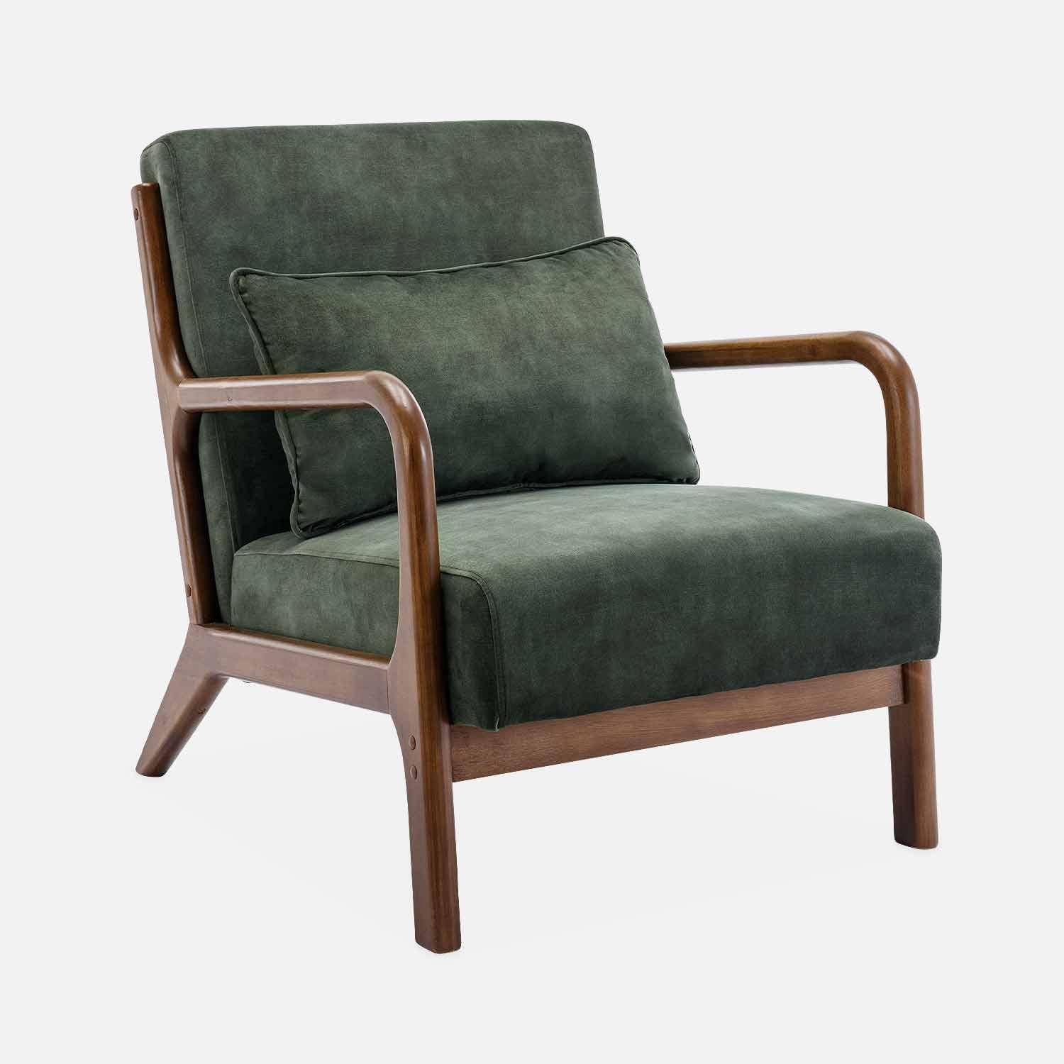 Sessel mit khakifarbenem Samtbezug, Beine aus Hevea-Holz, hell nussbaumfarben, 1-sitzig gerade fest, skandinavische Zirkelbeine,sweeek,Photo3