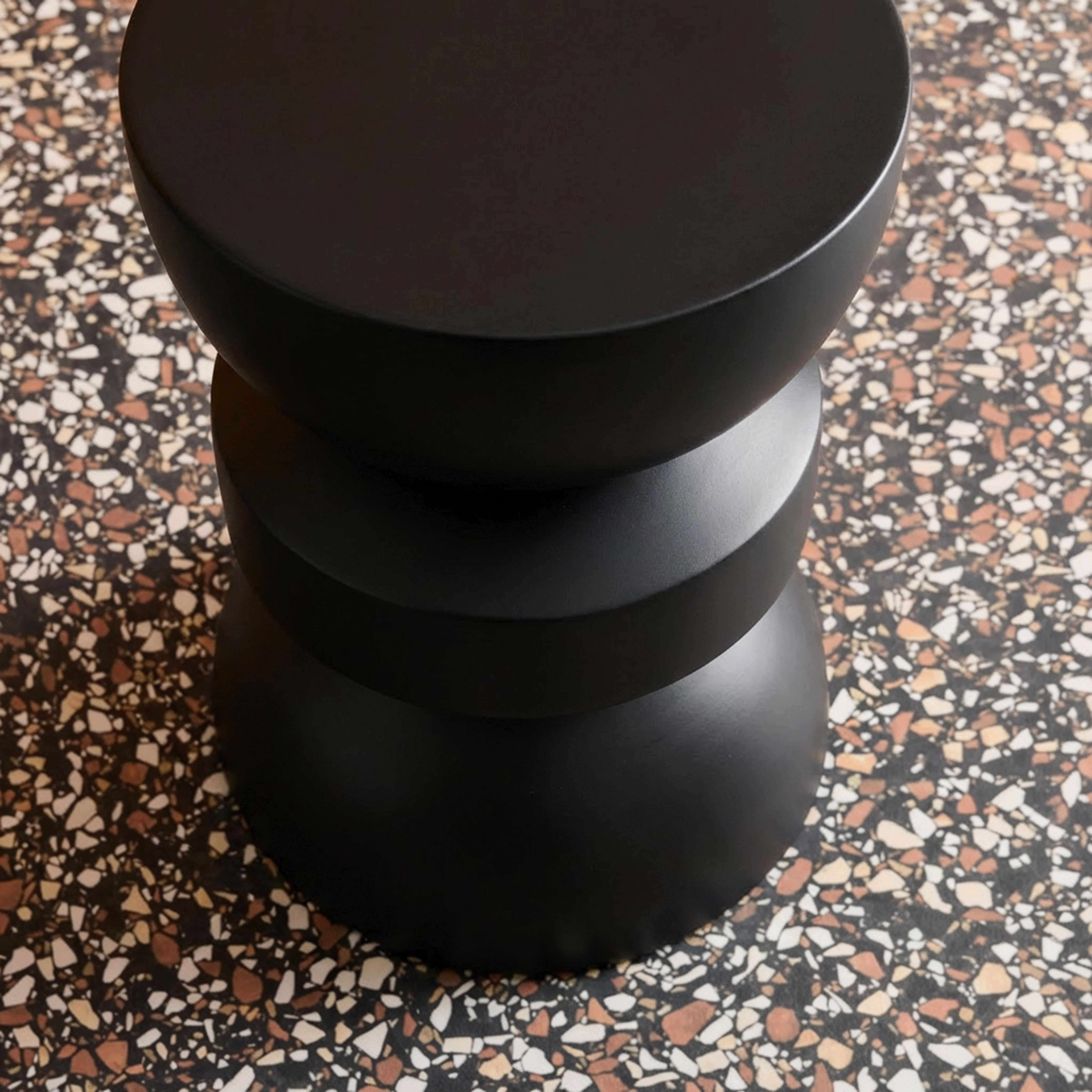 Beistelltisch, Sofaende, Nachttisch aus Metall, schwarz, Assa, Ø32 x H 43,5cm,sweeek,Photo5