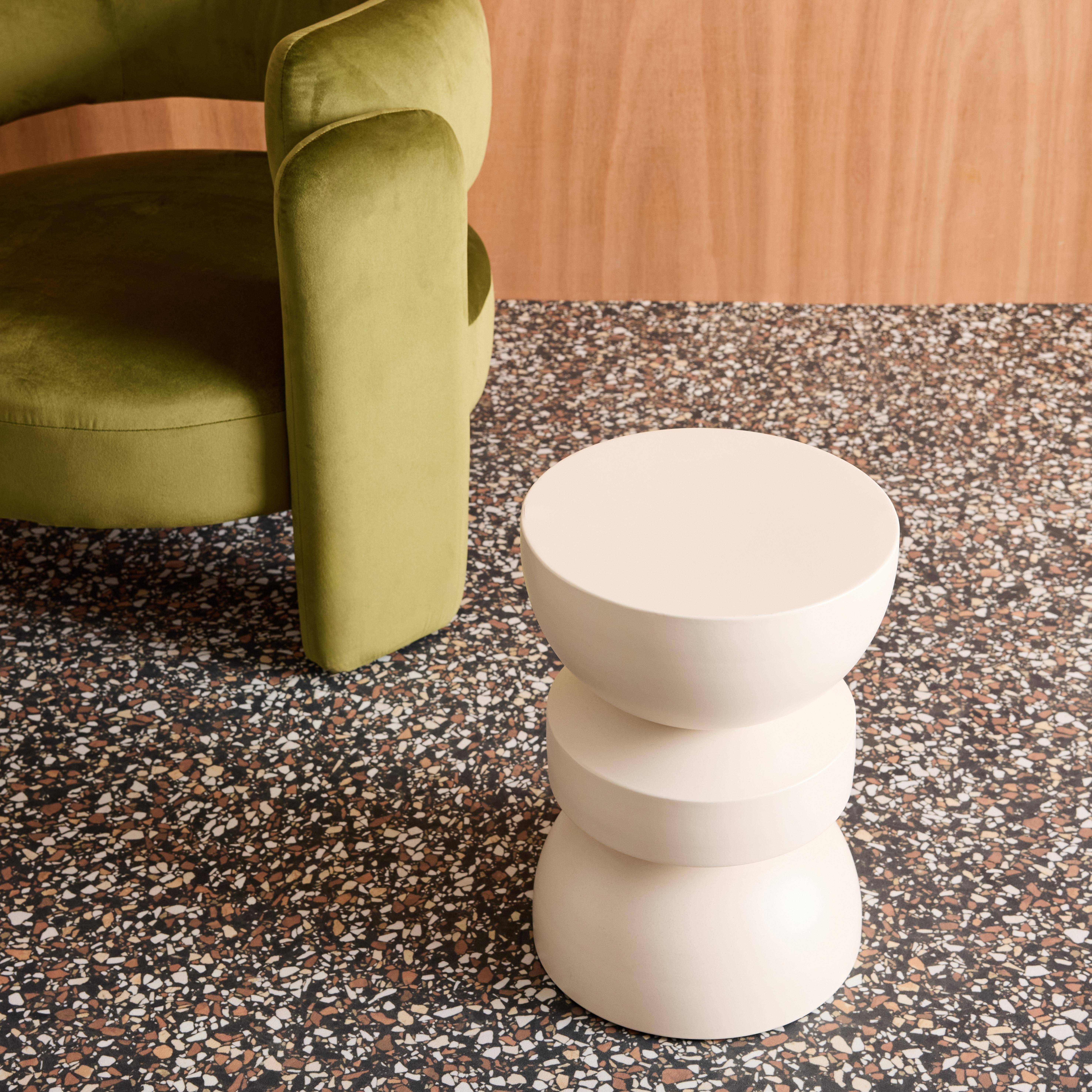 Beistelltisch, Sofaende, Nachttisch aus Metall, elfenbeinweiß, Assa, Ø32 x H 43,5cm,sweeek,Photo2