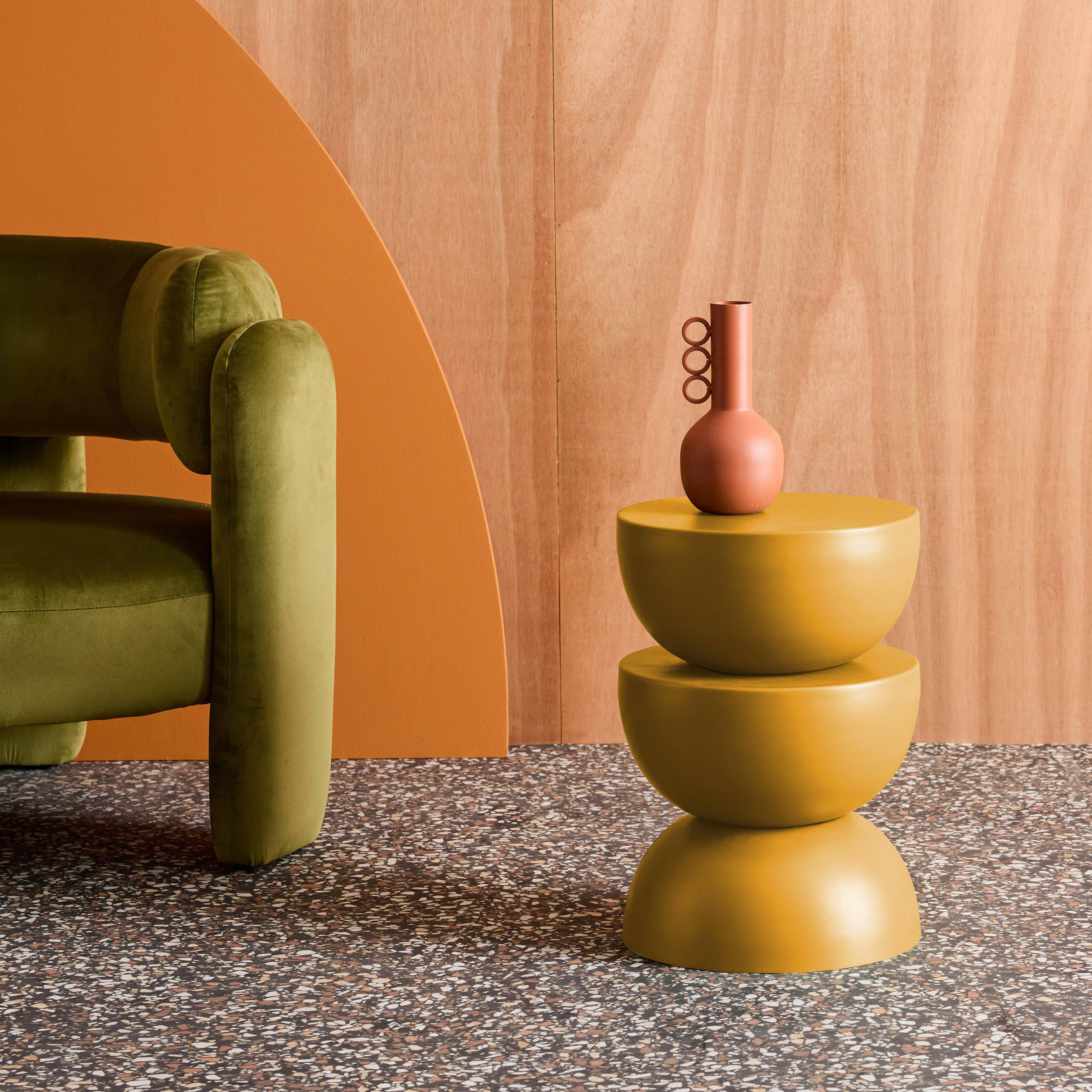 Bijzettafel, hoektafel, nachttafeltje in metaal Ø32 x 46,5cm mosterd - Coumba,sweeek,Photo1