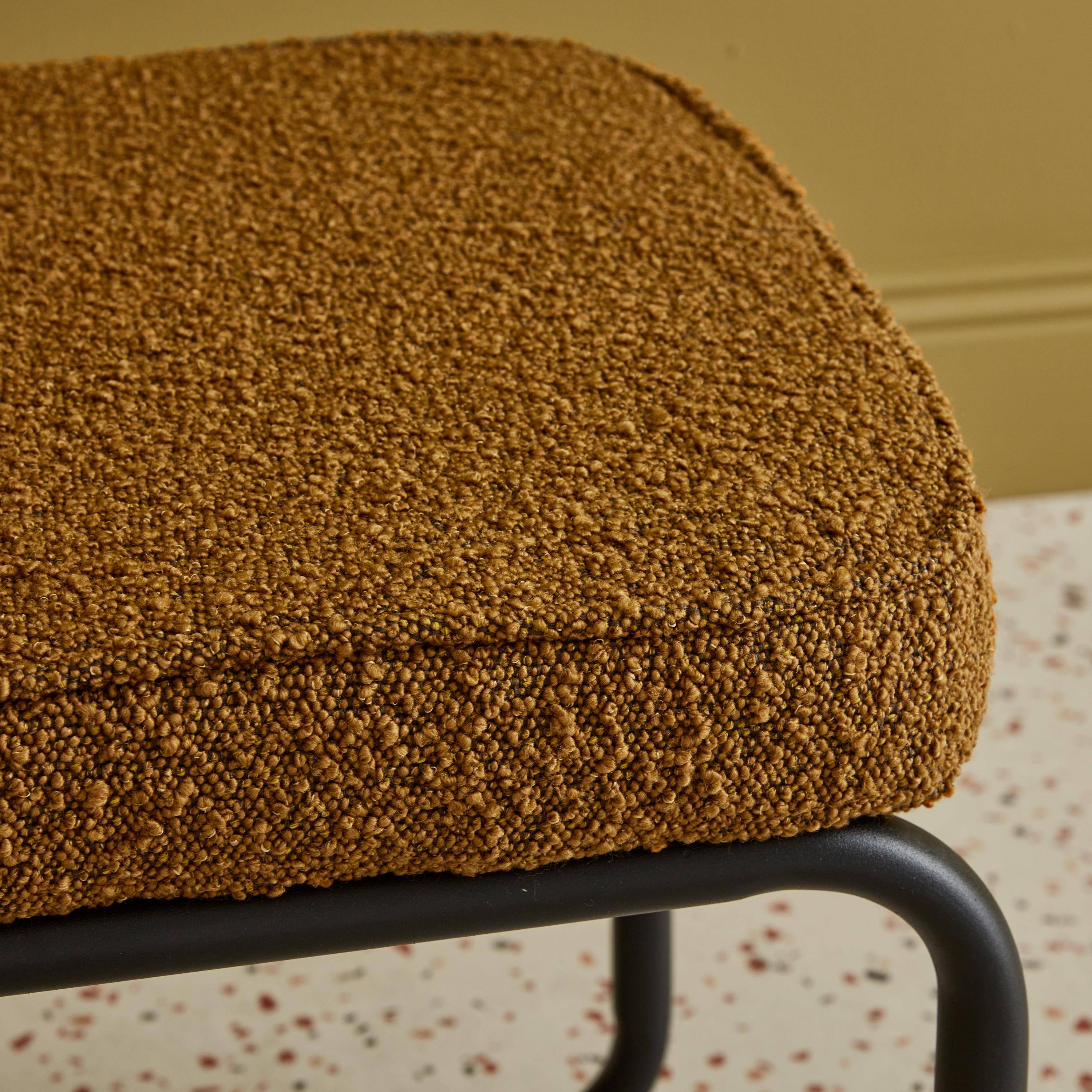 Lot de 2 chaises cantilever bouclette texturée ocre, Maja, L46 x P54,5x H84,5cm Photo3