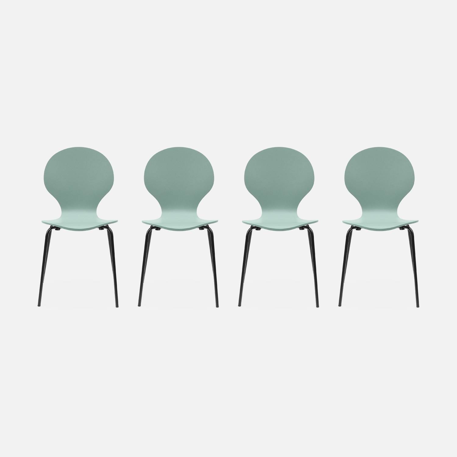 4er Set stapelbare Retro-Stühle in Seladongrün  | sweeek