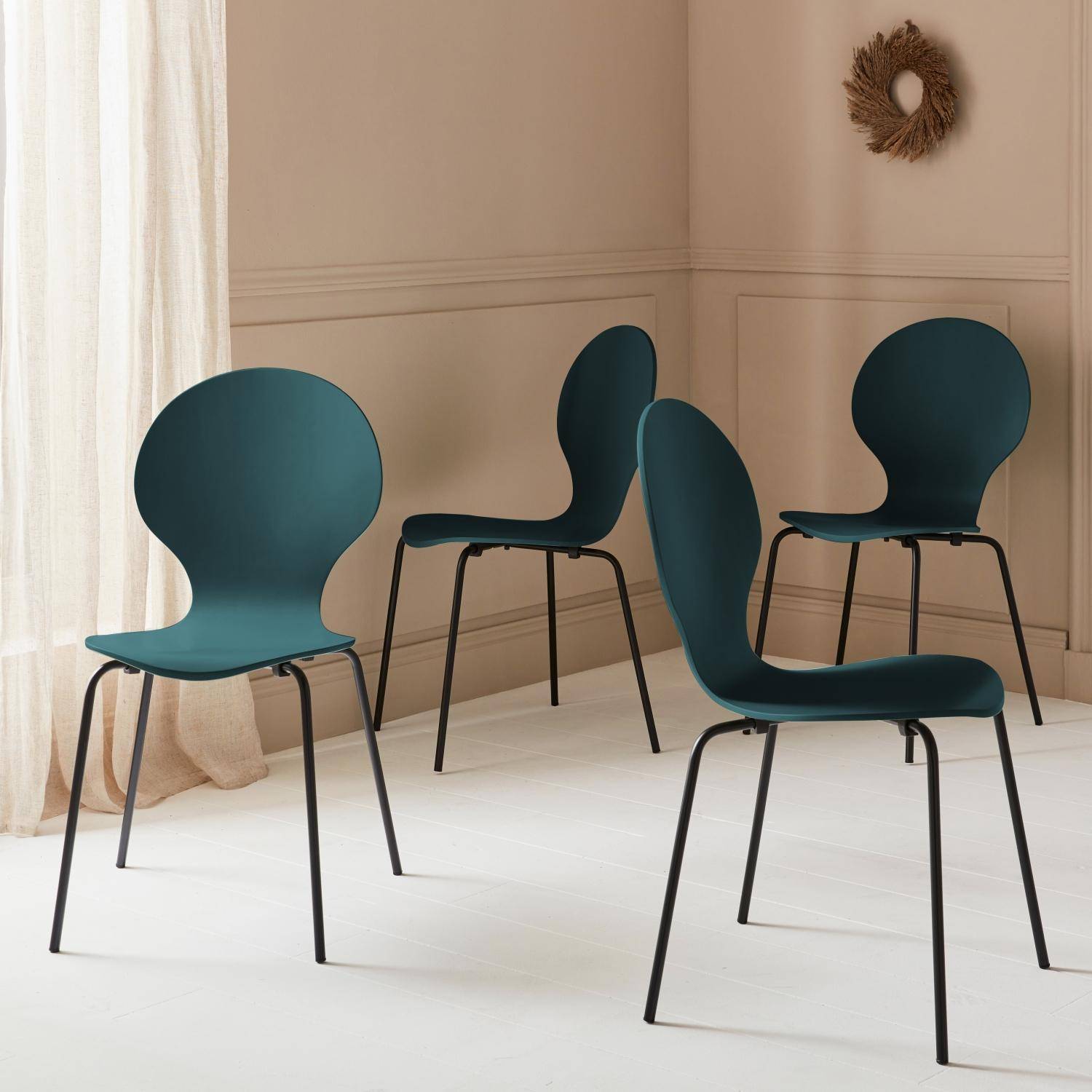 Lot de 4 chaises bleues, rétro empilables, bois d'hévéa et contreplaqué, pieds en acier, Naomi, L 43 x P 48 x H 87cm Photo1