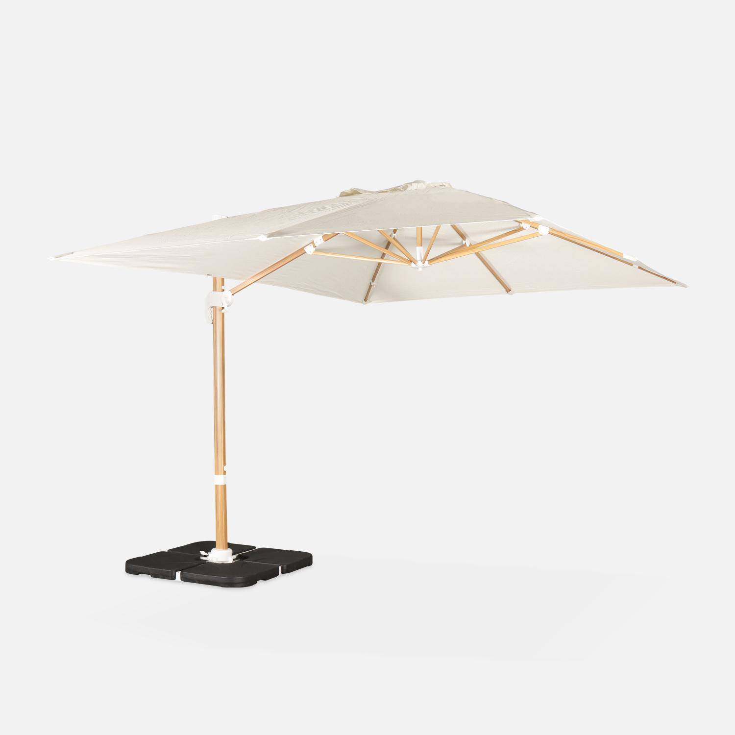 Parasol déporté rectangulaire écru 3x4m, mât effet bois + Dalles à lester 50x50cm Photo1