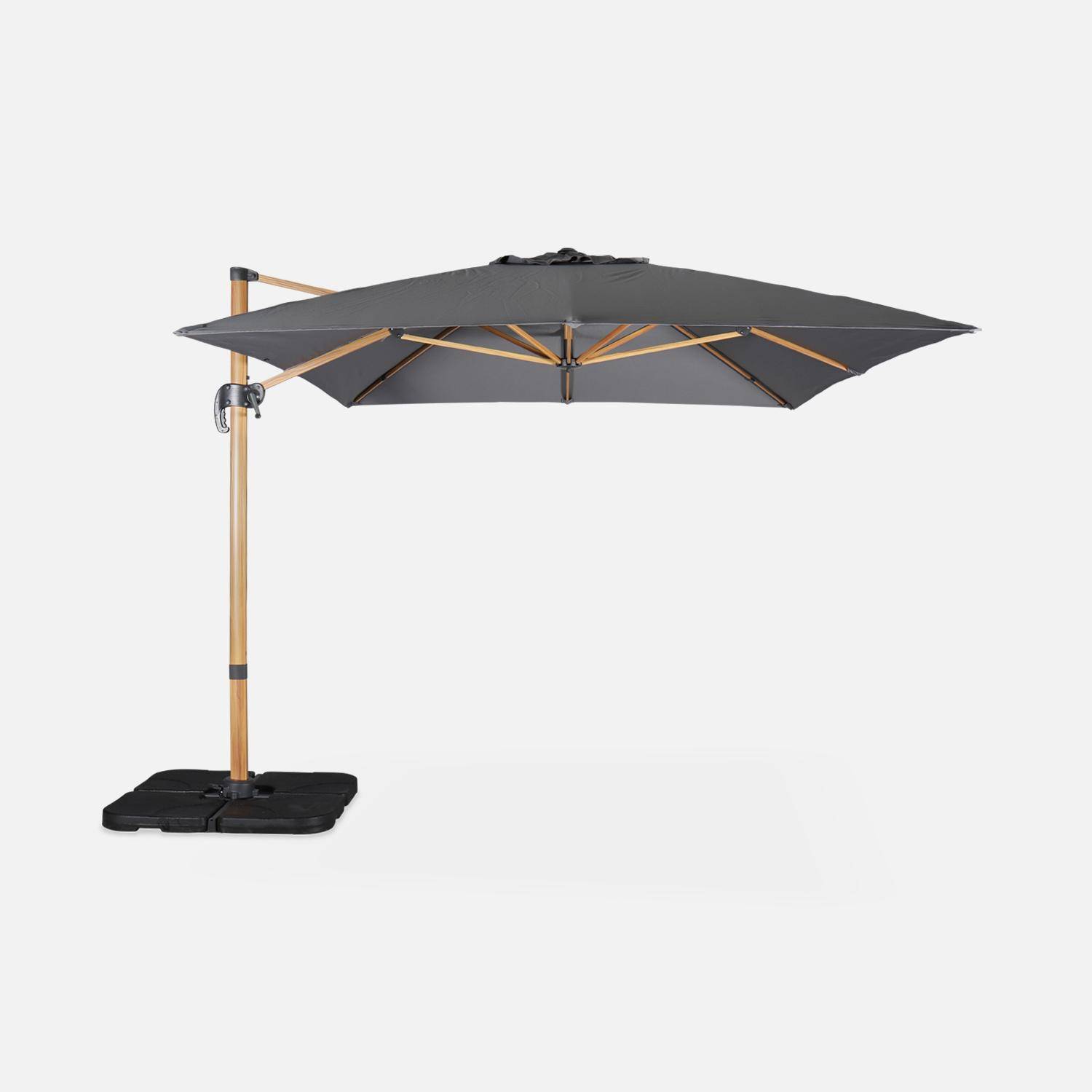 Rechthoekige grijze parasol 3x4m, paal met houteffect, verzwaarde tegels 50x50cm Photo4