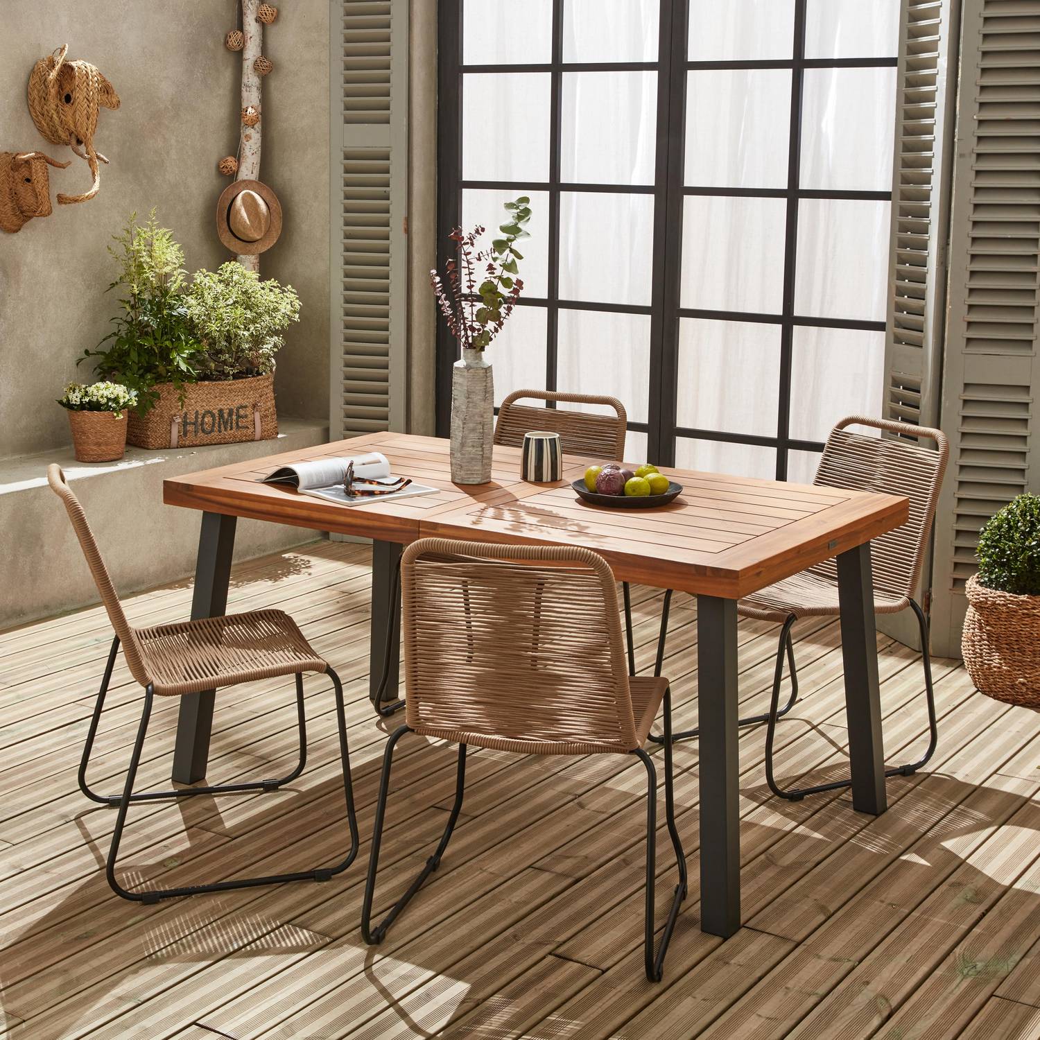 Table intérieur / extérieur Santana en bois et métal, 150cm + 4 chaises en corde BRASILIA beiges, empilables Photo2