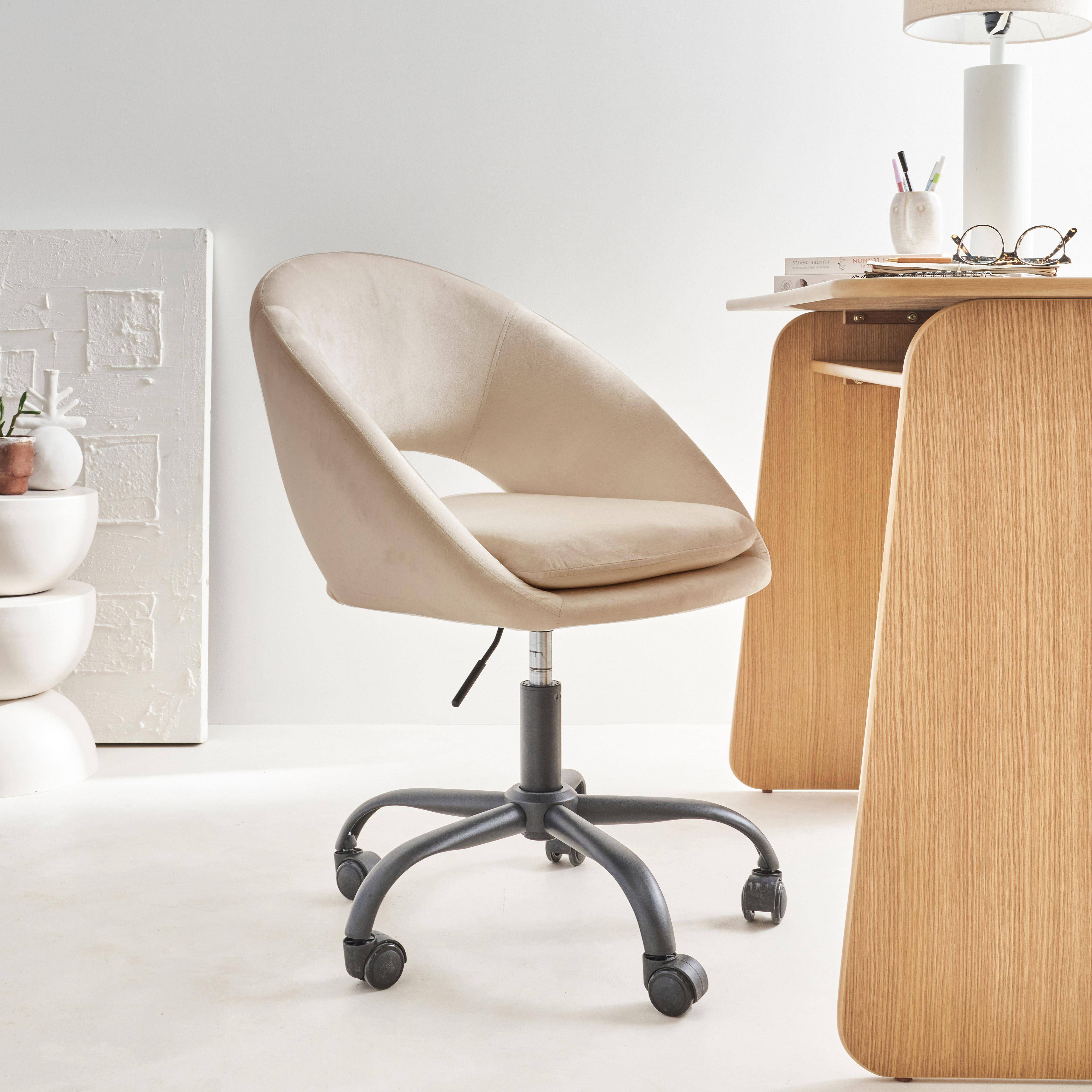 Cadeira de escritório redonda com rodízios em veludo branco, Pam, L 59 x P 60 x A 79 / 89cm,sweeek,Photo1
