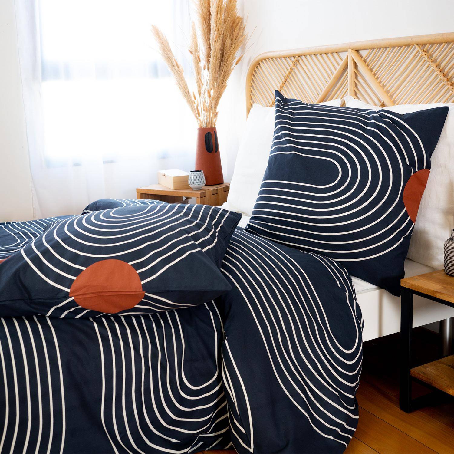 Bettwäsche 240x220 cm bedruckt mit Kurvenmotiv, aus weicher Baumwolle, 1 Bettbezug + 2 Kissenbezüge,sweeek,Photo3