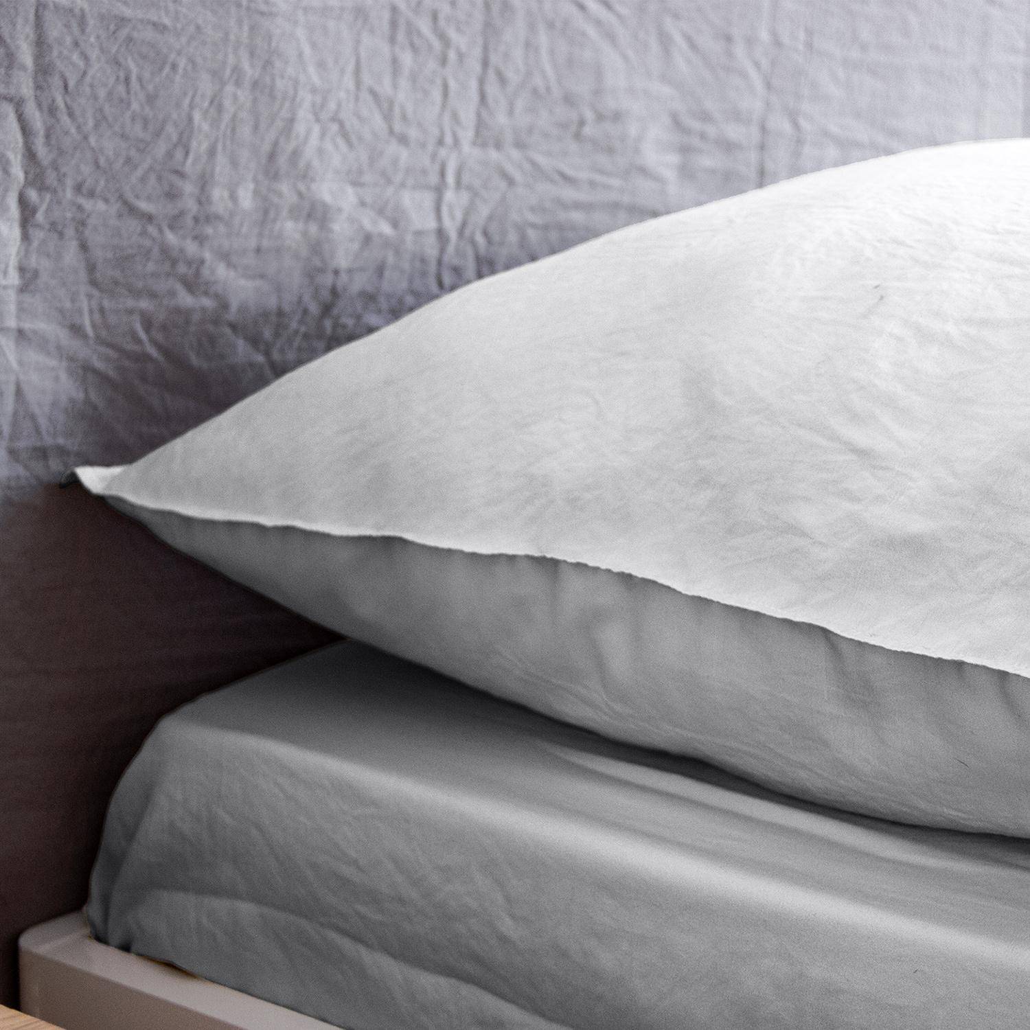 Parure de lit en microfibre lavée, gris perle, 260 x 240cm pour lit 2 places avec 1 housse de couette et 2 taies d'oreillers,sweeek,Photo3