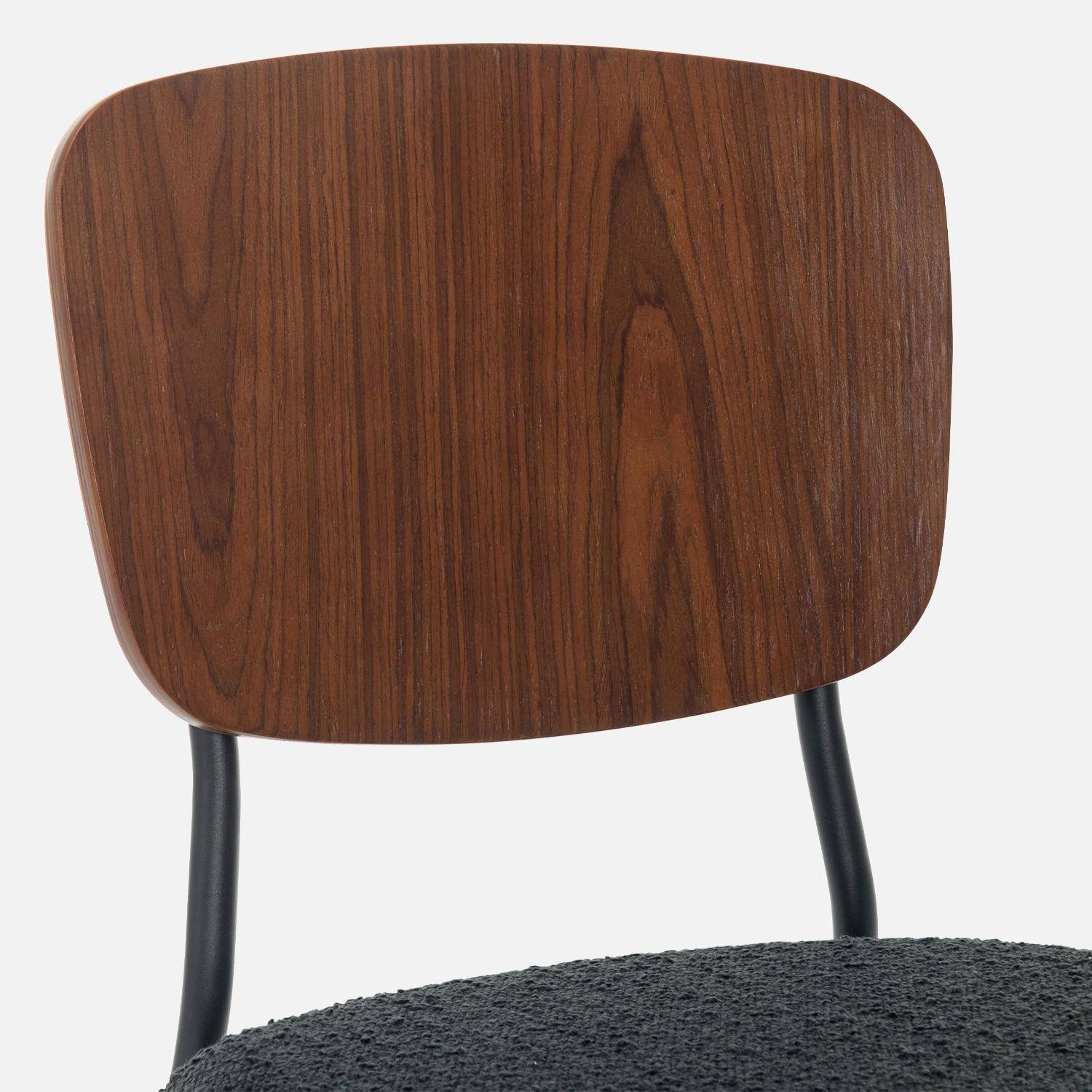 2er Set Stühle mit strukturiertem Bouclé-Sitz in schwarz, Rückenlehne aus gebogenem Pappelholz, Beine aus mattschwarzem Metall Photo7