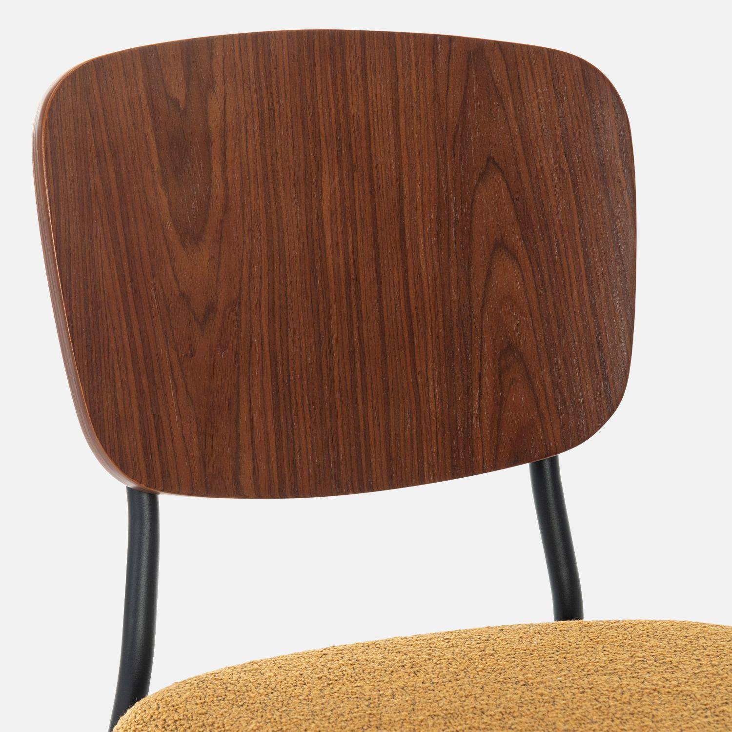2er Set Stühle mit strukturiertem Bouclé-Sitz in senfgelb, Rückenlehne aus gebogenem Pappelholz, Beine aus mattschwarzem Metall Photo7