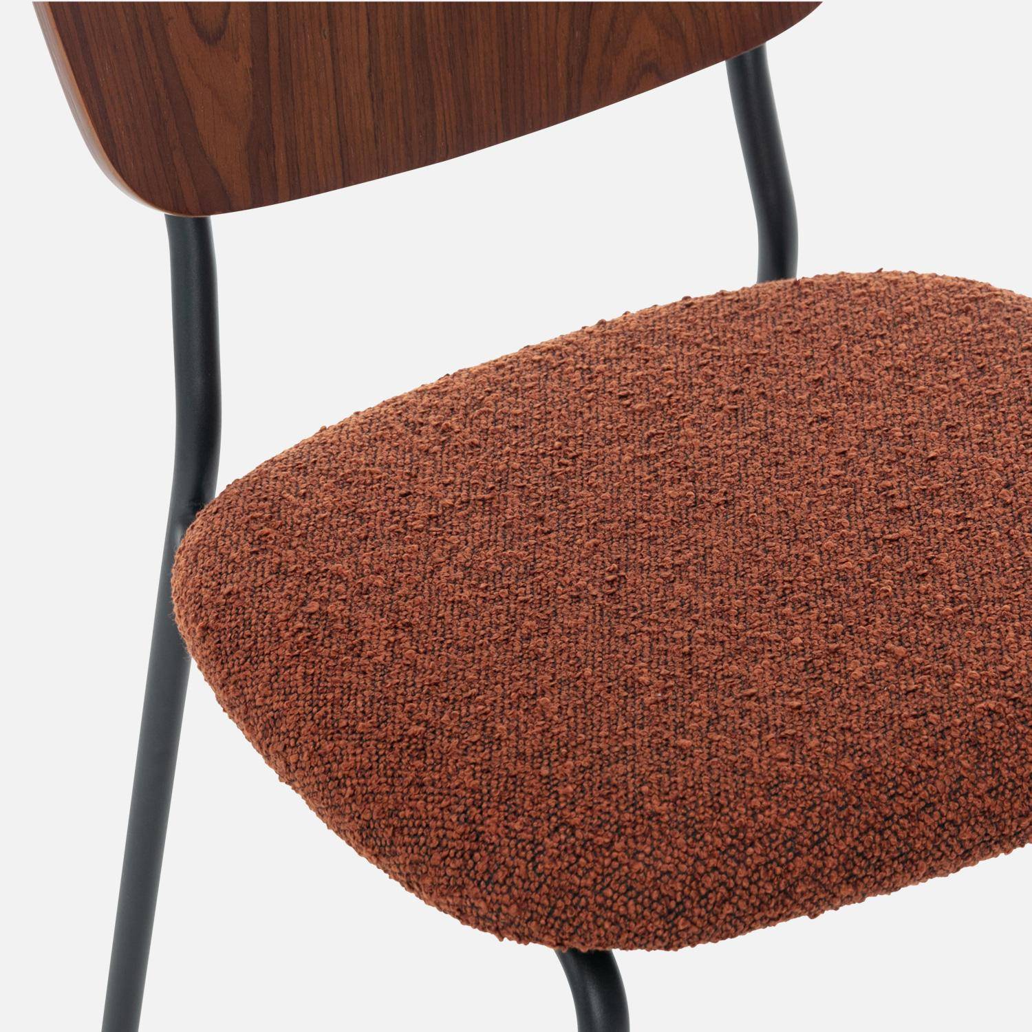 Lot de 2 chaises assise bouclette texturée terracotta, dossier bois de peuplier courbé, pieds en métal noir mat Photo6