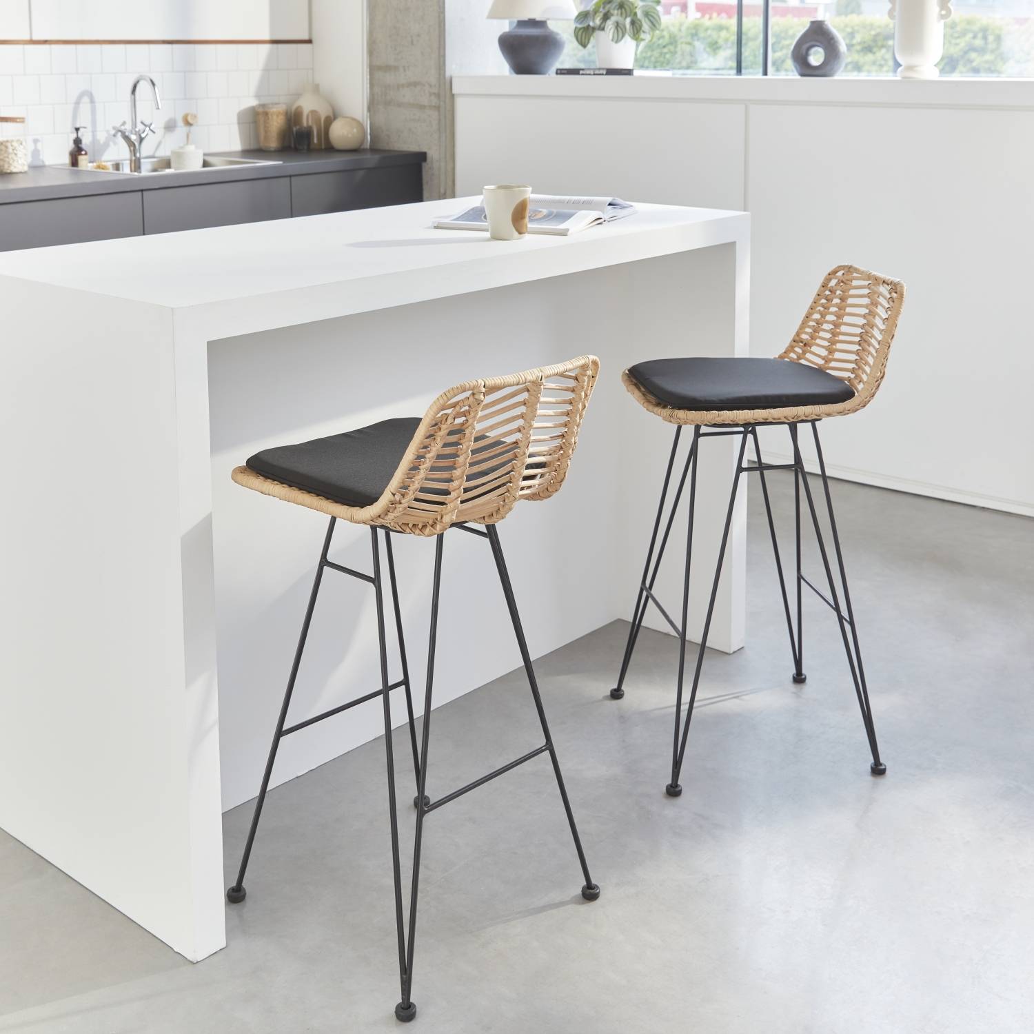 Kitchen chairs & high stools