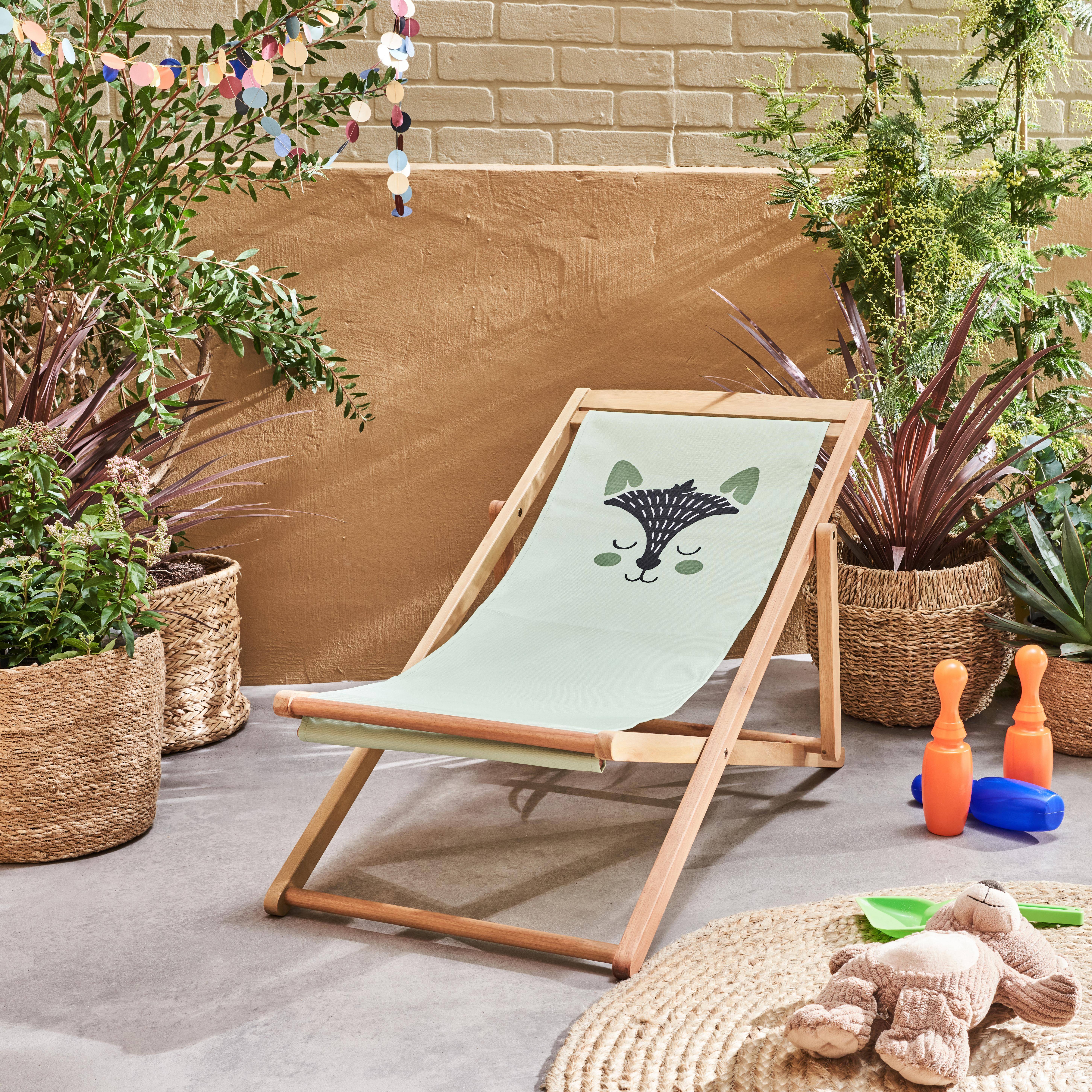 Children's chair in FSC eucalyptus wood, light green fabric with fox pattern Photo1