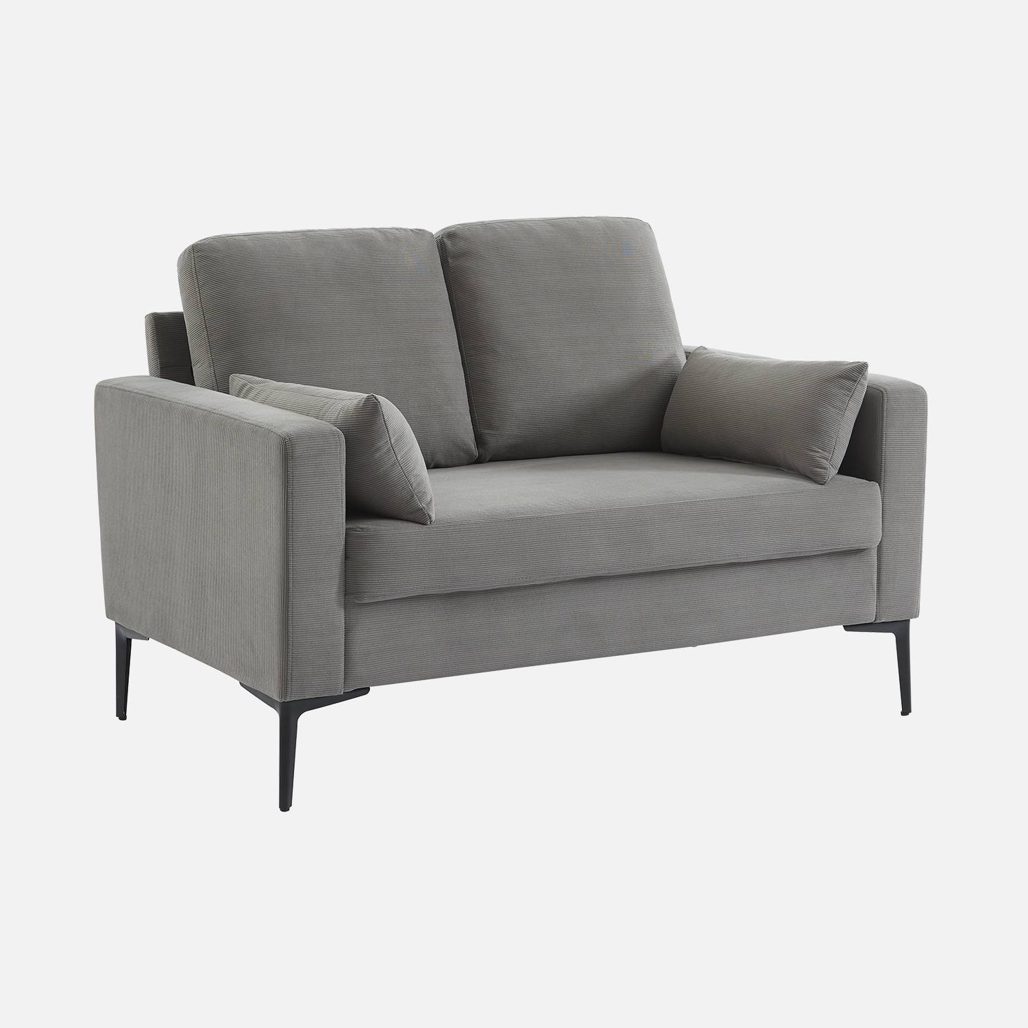 2-Sitzer-Sofa mit Cordbezug in hellgrau  | sweeek