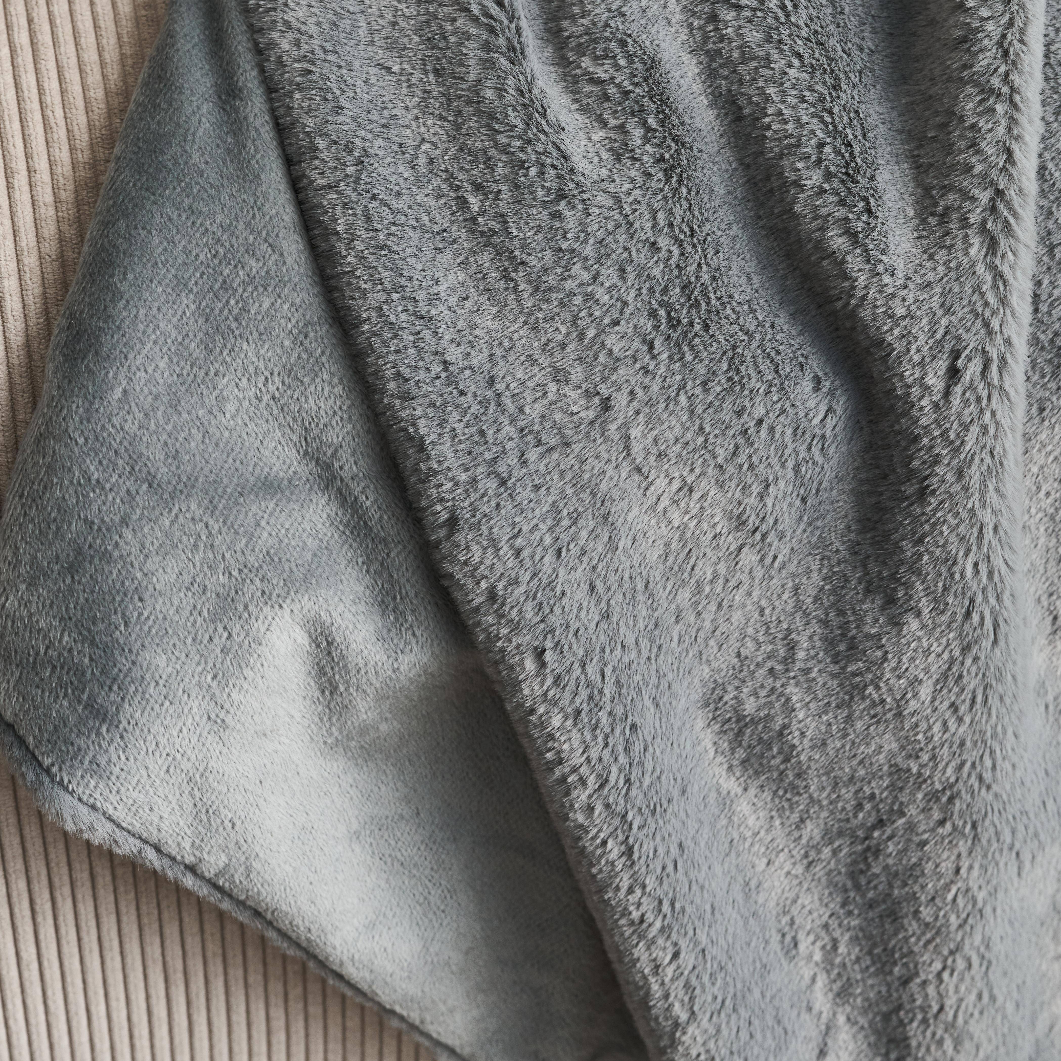 Plaid fausse fourrure gris foncé poil long doublure polaire 130 x 160cm - LAPONIE,sweeek,Photo2