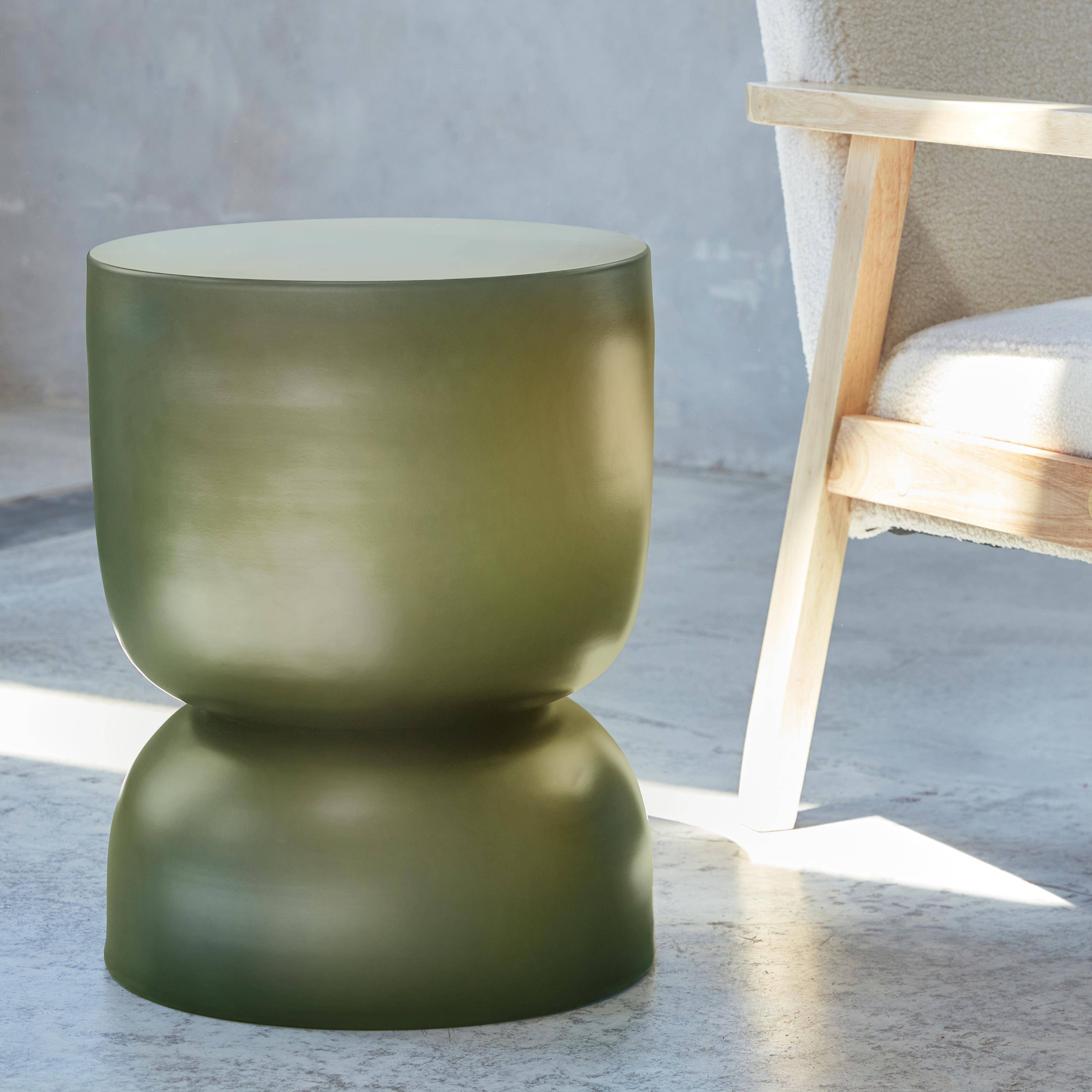 Tavolino, fine divano, comodino in metallo, verde kaki Madi Ø32 x H 42cm,sweeek,Photo1