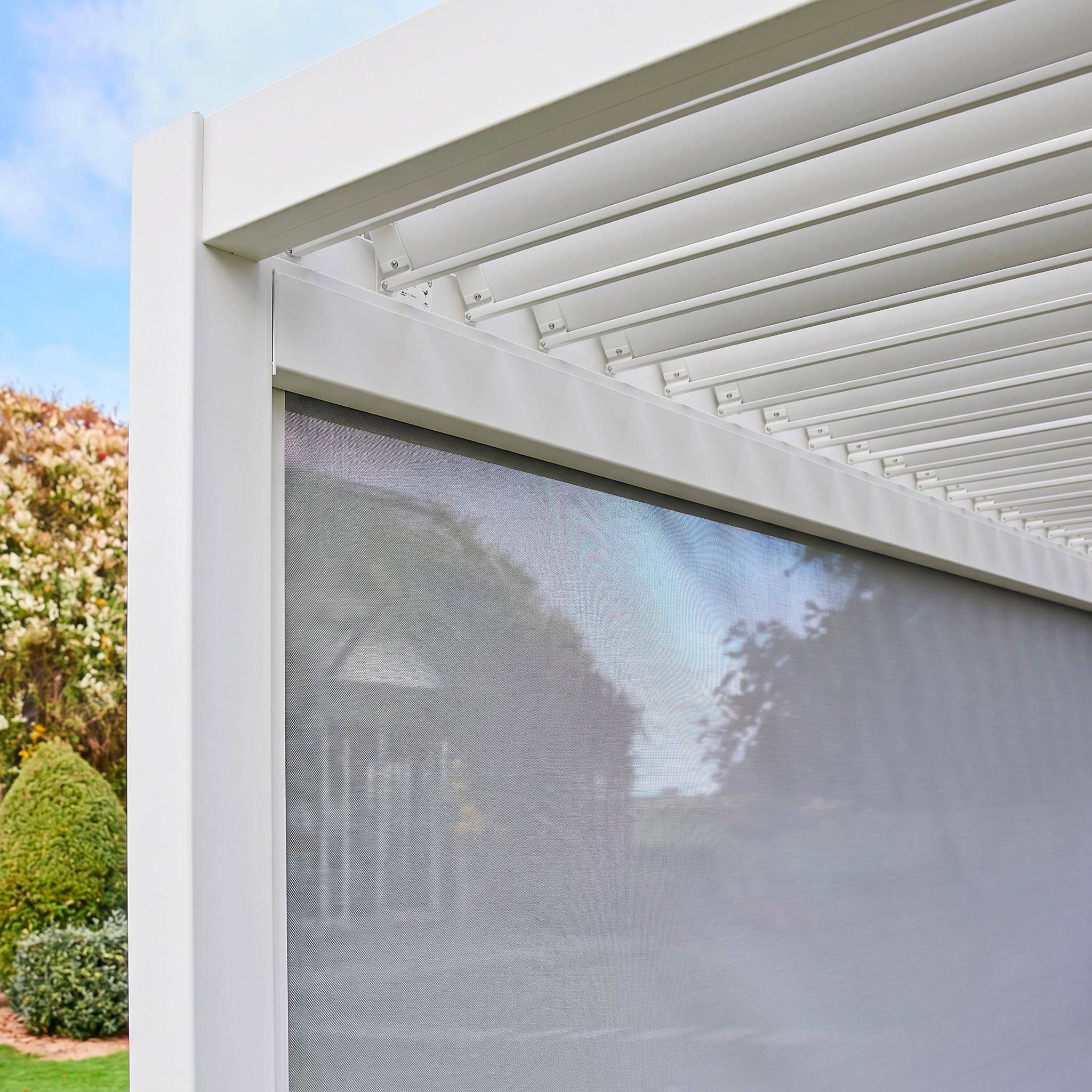 Store blanc pour pergola bioclimatique – Triomphe – 3x4 m, aluminium et textilène,sweeek,Photo7