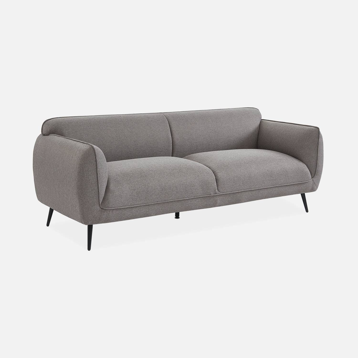 3-Sitzer-Sofa mit hellgrauem Stoffbezug und schwarzen Metallfüßen I sweeek